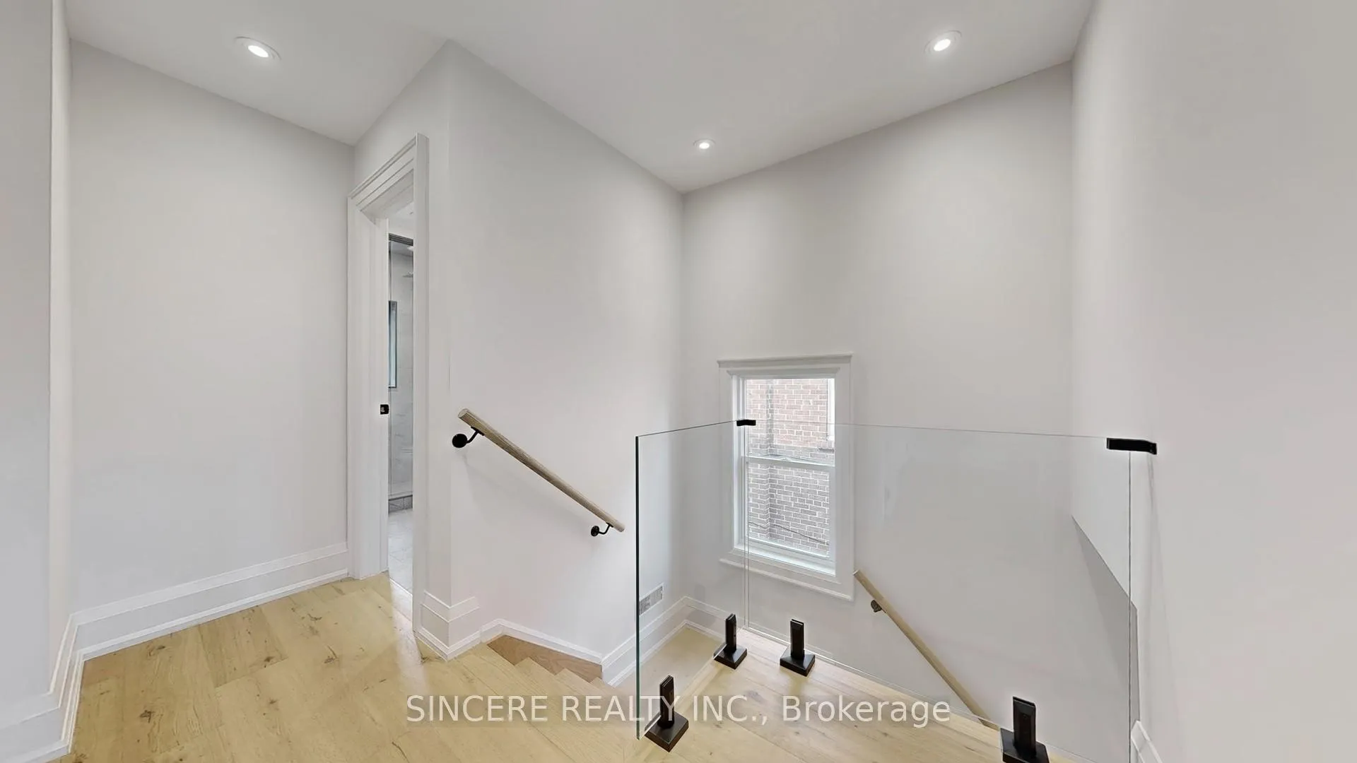 Photo 22 of 123 Lawrence Avenue W, Toronto, Lawrence Park North — HOMEH