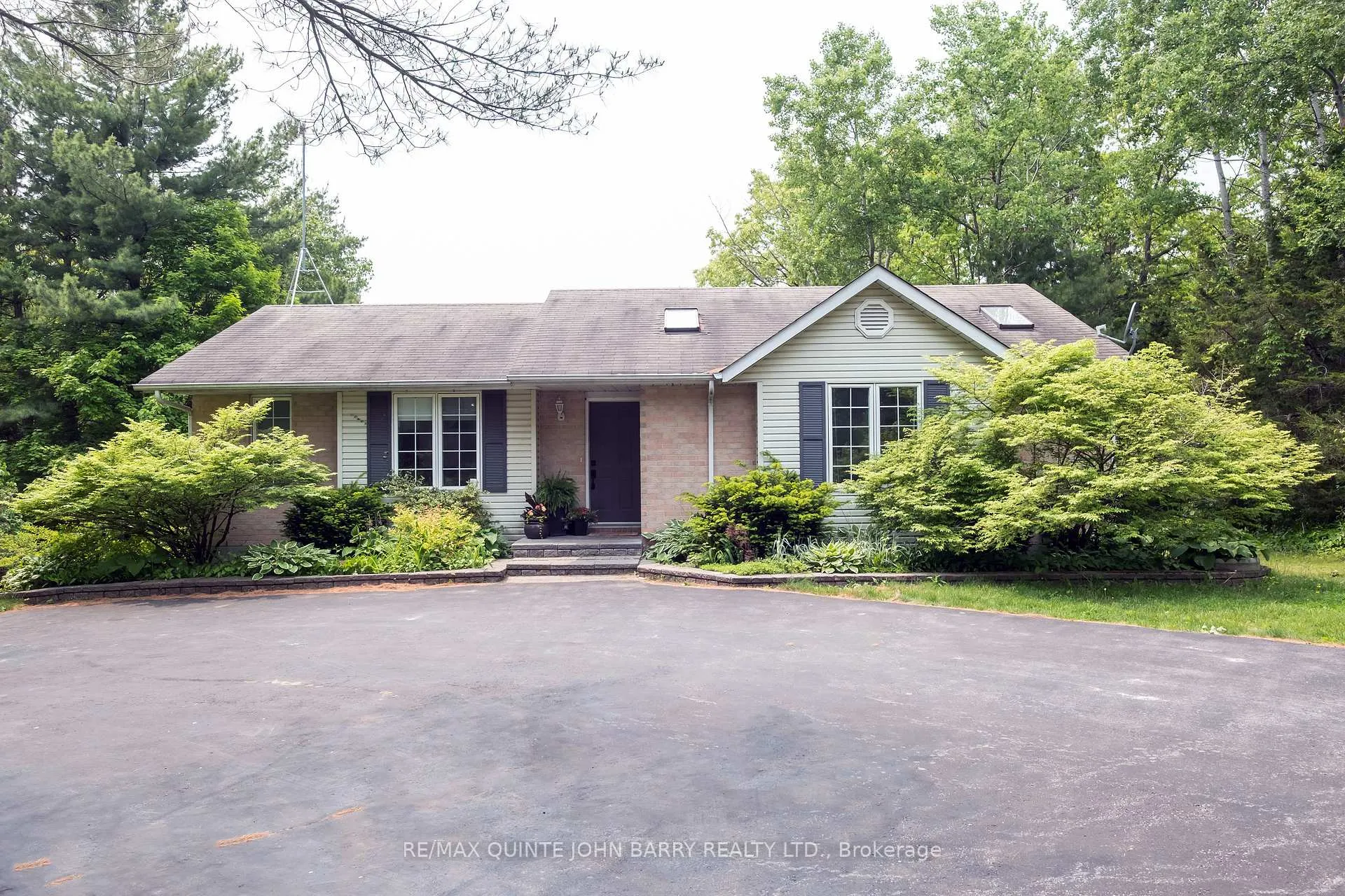 Photo 1 of 524 Christiani Road, Quinte West, Murray Ward — HOMEH