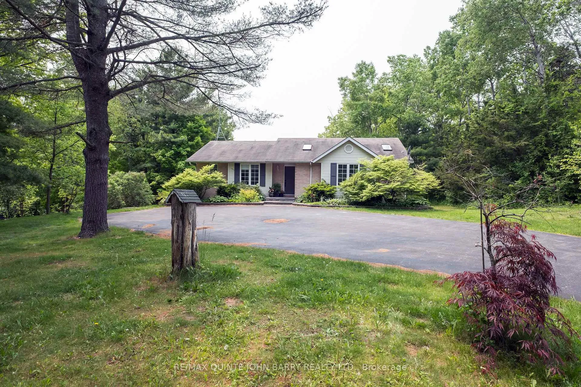 Photo 2 of 524 Christiani Road, Quinte West, Murray Ward — HOMEH