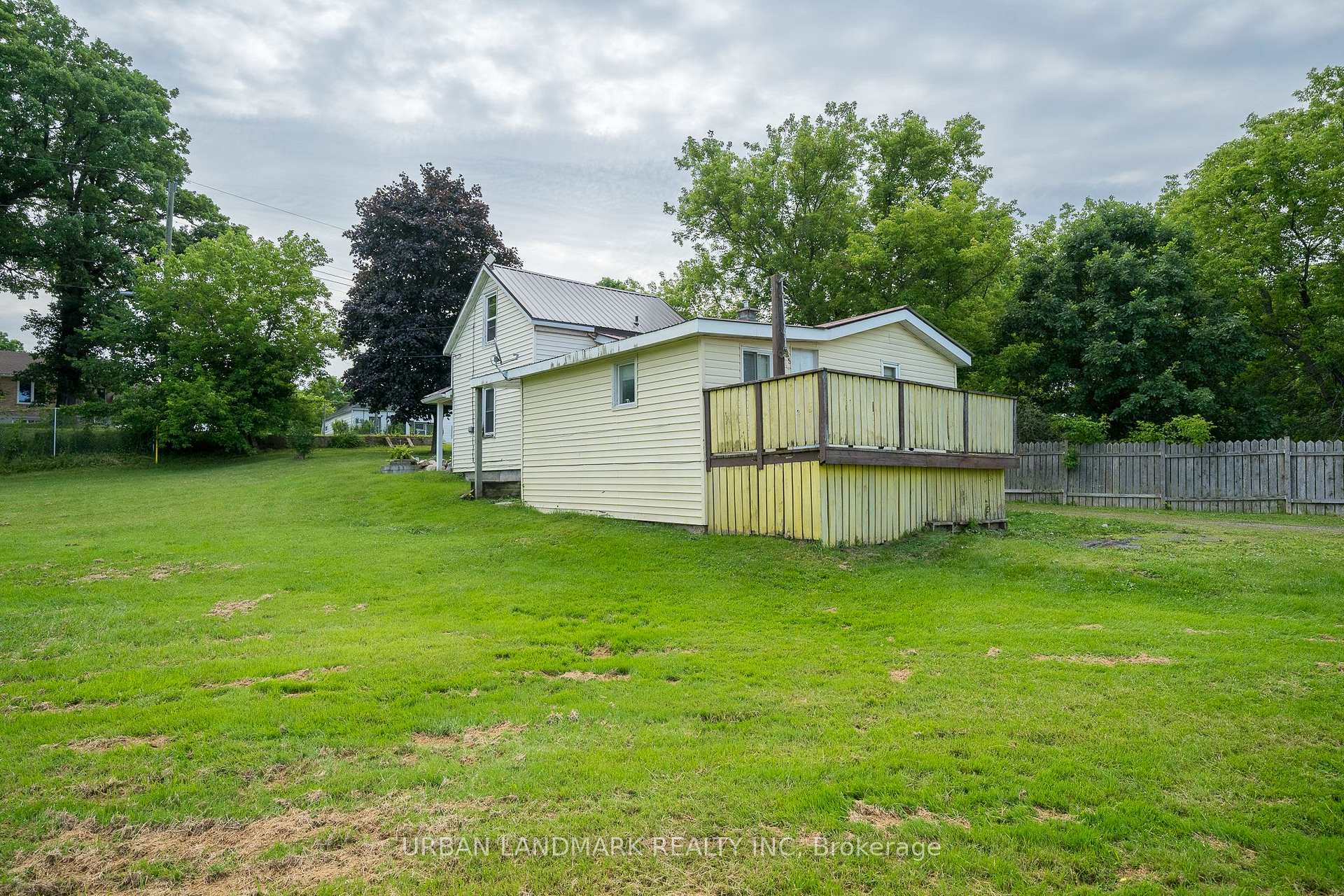 Photo 21 of 32 Dingman Street, Madoc — HOMEH