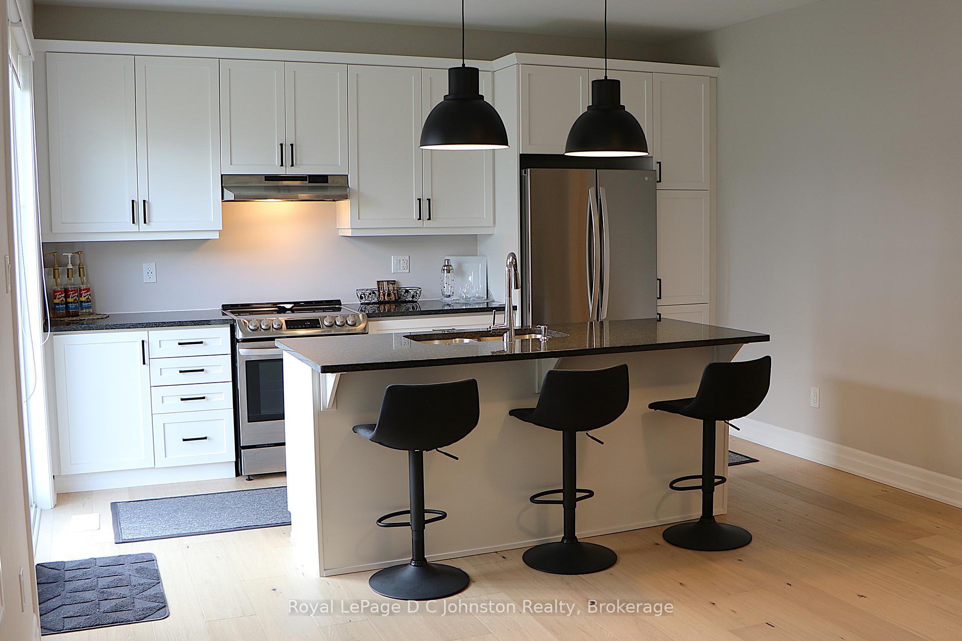 Photo 5 of 58 William Nador Street, Kitchener — HOMEH