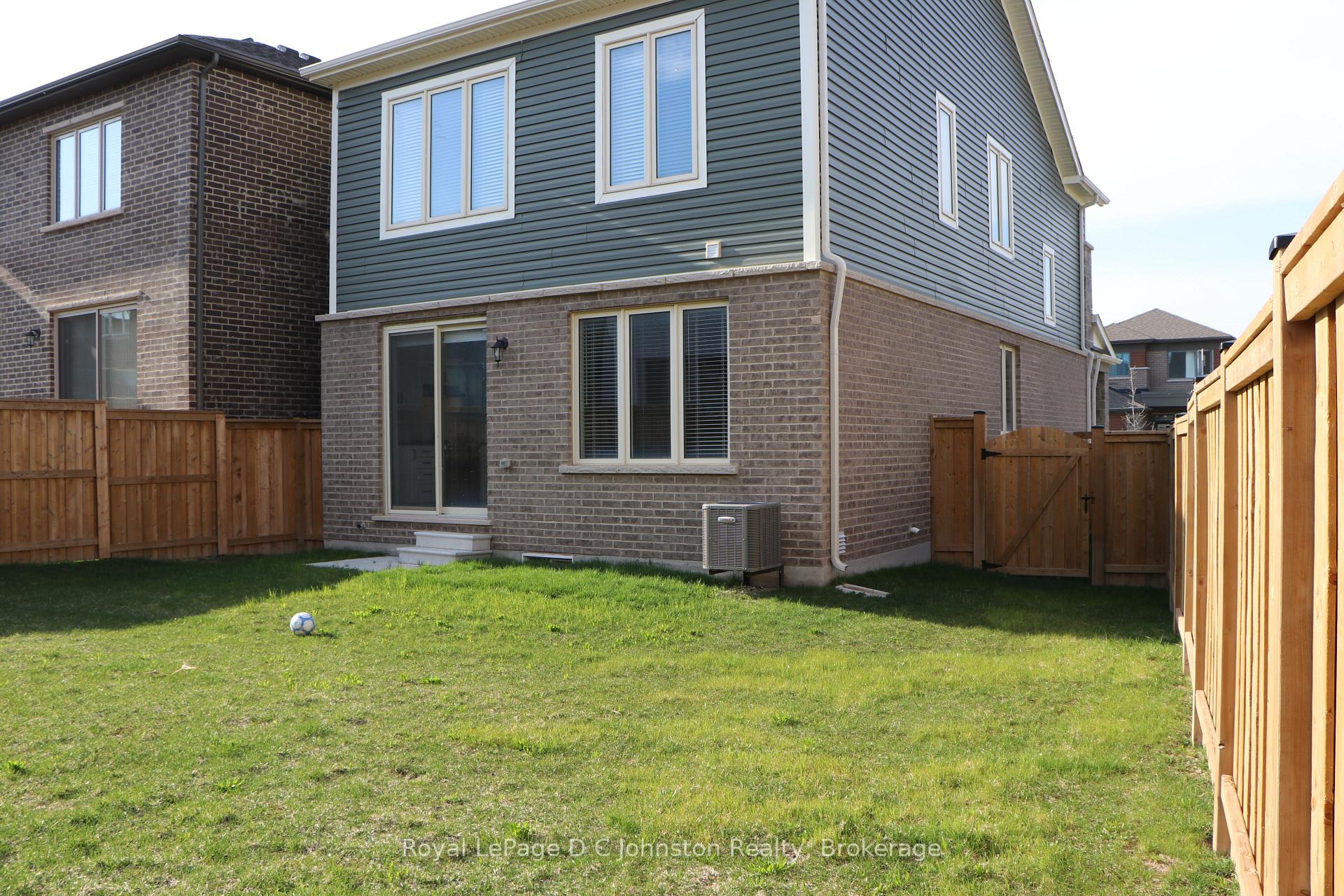 Photo 13 of 58 William Nador Street, Kitchener — HOMEH