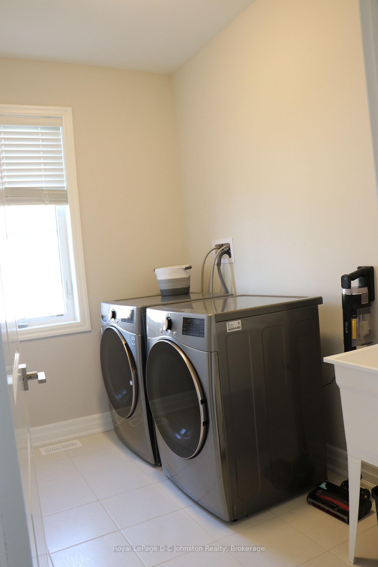Photo 28 of 58 William Nador Street, Kitchener — HOMEH