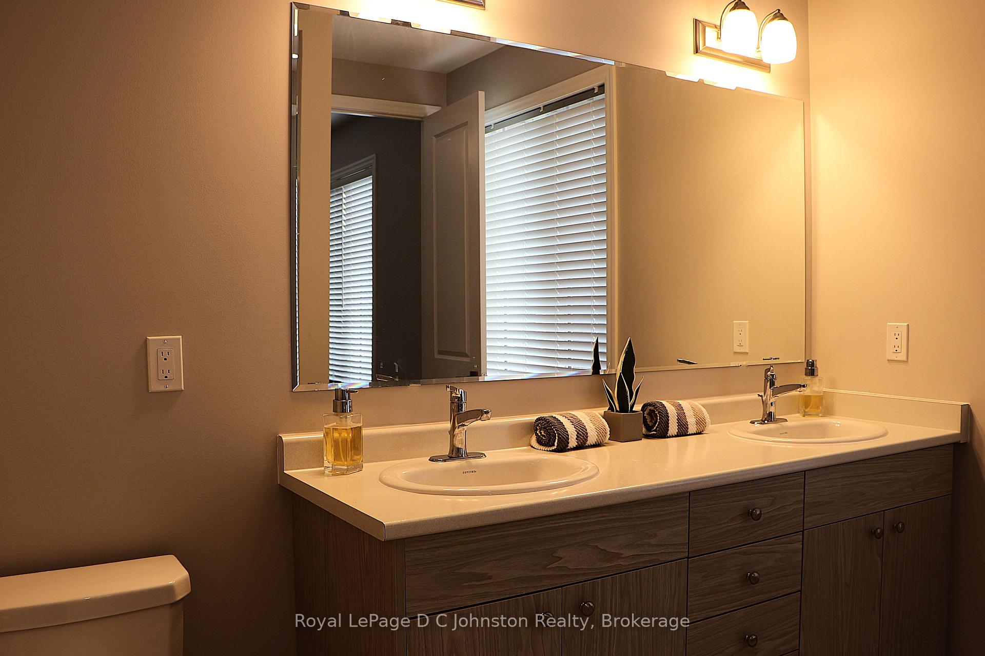 Photo 30 of 58 William Nador Street, Kitchener — HOMEH