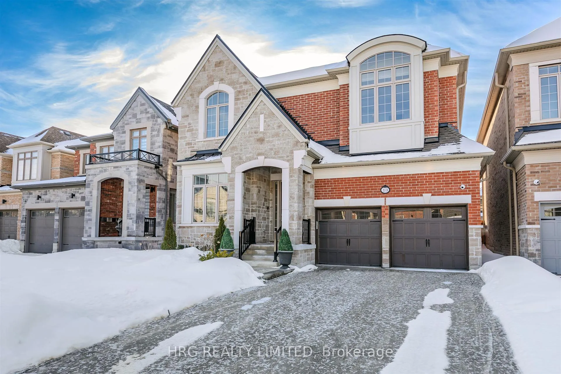 Photo 1 of 13 Brabin Circle N, Whitby, Rural Whitby — HOMEH