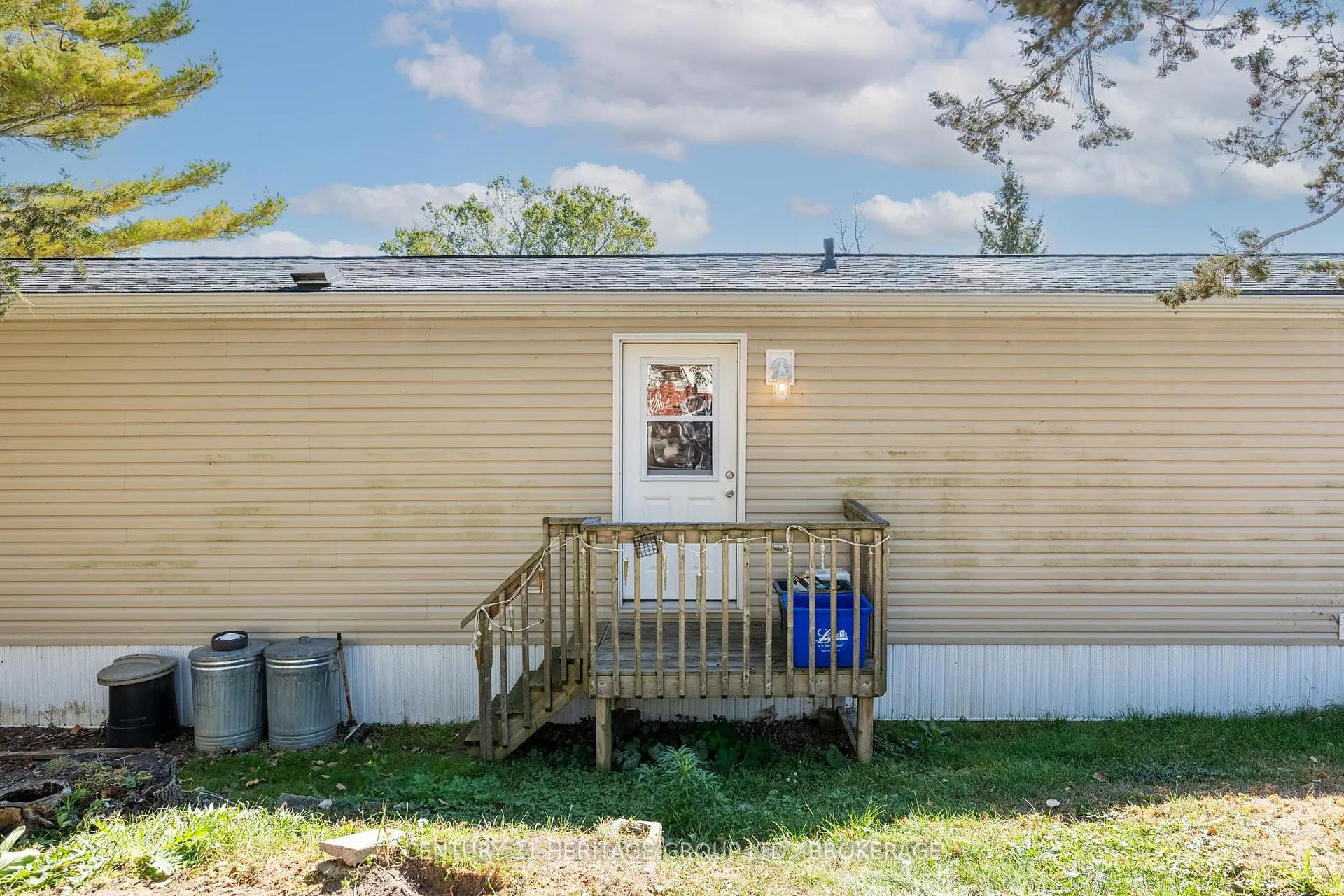 Photo 4 of Unit 7, 5633 Bath Road, Loyalist, Lennox and Addington - South — HOMEH
