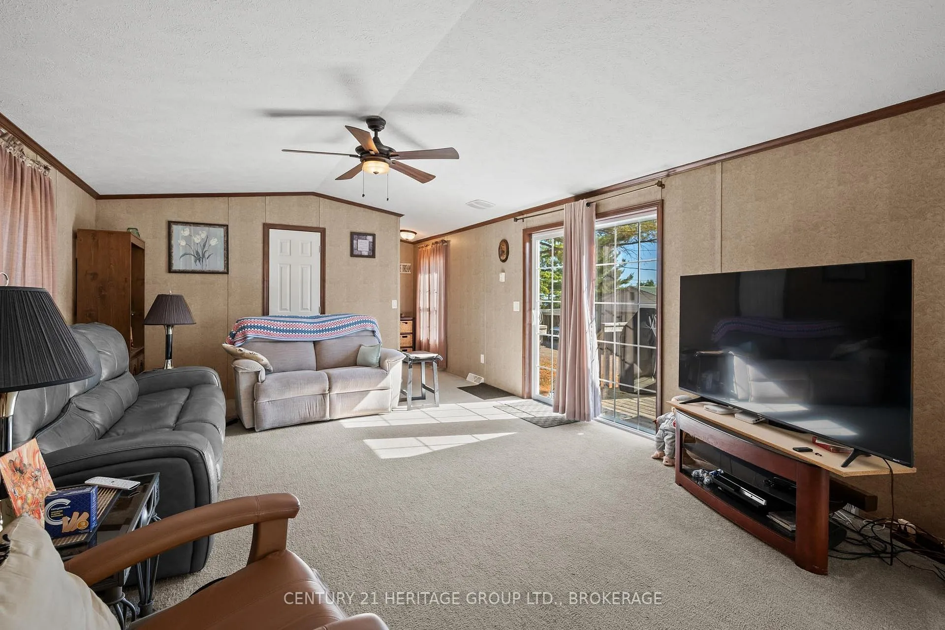 Photo 10 of Unit 7, 5633 Bath Road, Loyalist, Lennox and Addington - South — HOMEH