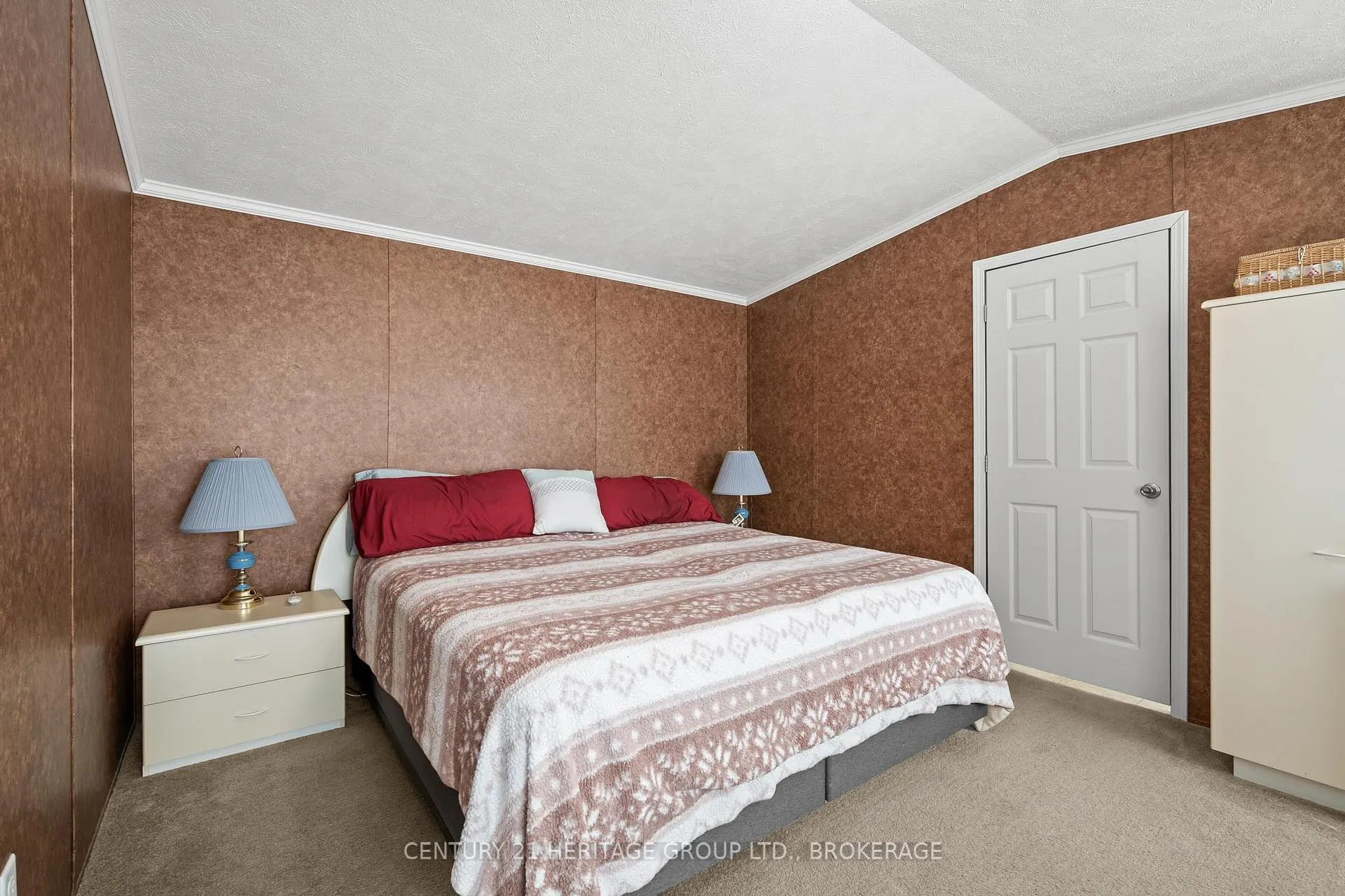 Photo 16 of Unit 7, 5633 Bath Road, Loyalist, Lennox and Addington - South — HOMEH