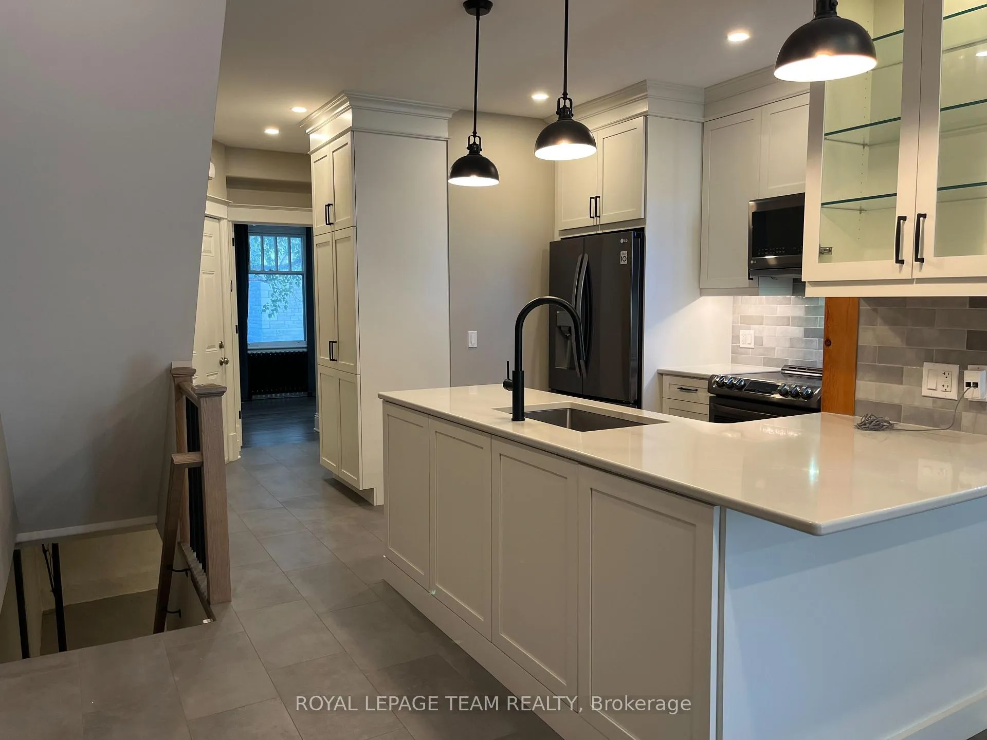 Photo 6 of Unit 1, 75 Cathcart Street, Ottawa, Lower Town/Byward Market — HOMEH