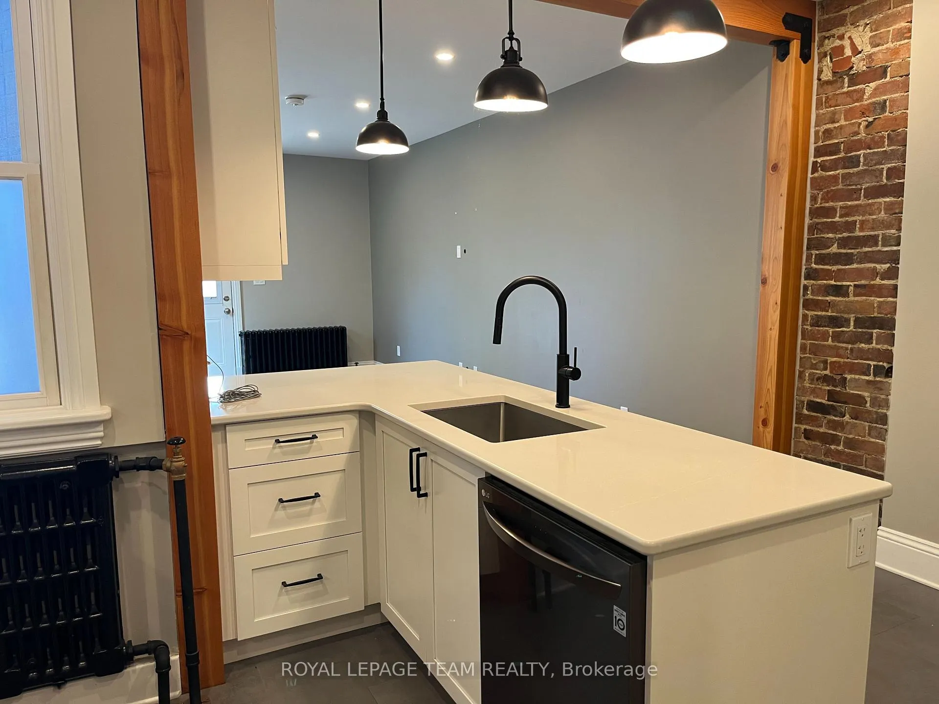 Photo 8 of Unit 1, 75 Cathcart Street, Ottawa, Lower Town/Byward Market — HOMEH