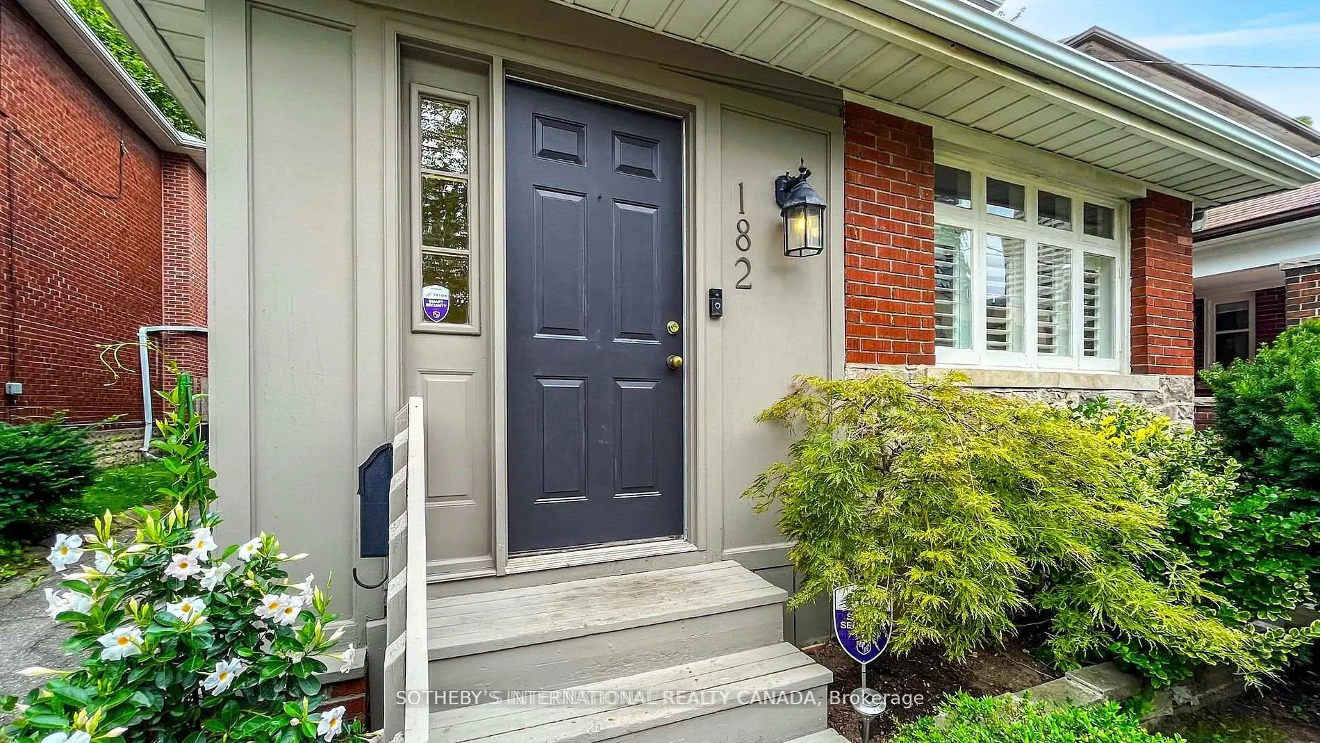 Photo 7 of 182 Duplex Avenue, Toronto, Yonge-Eglinton — HOMEH