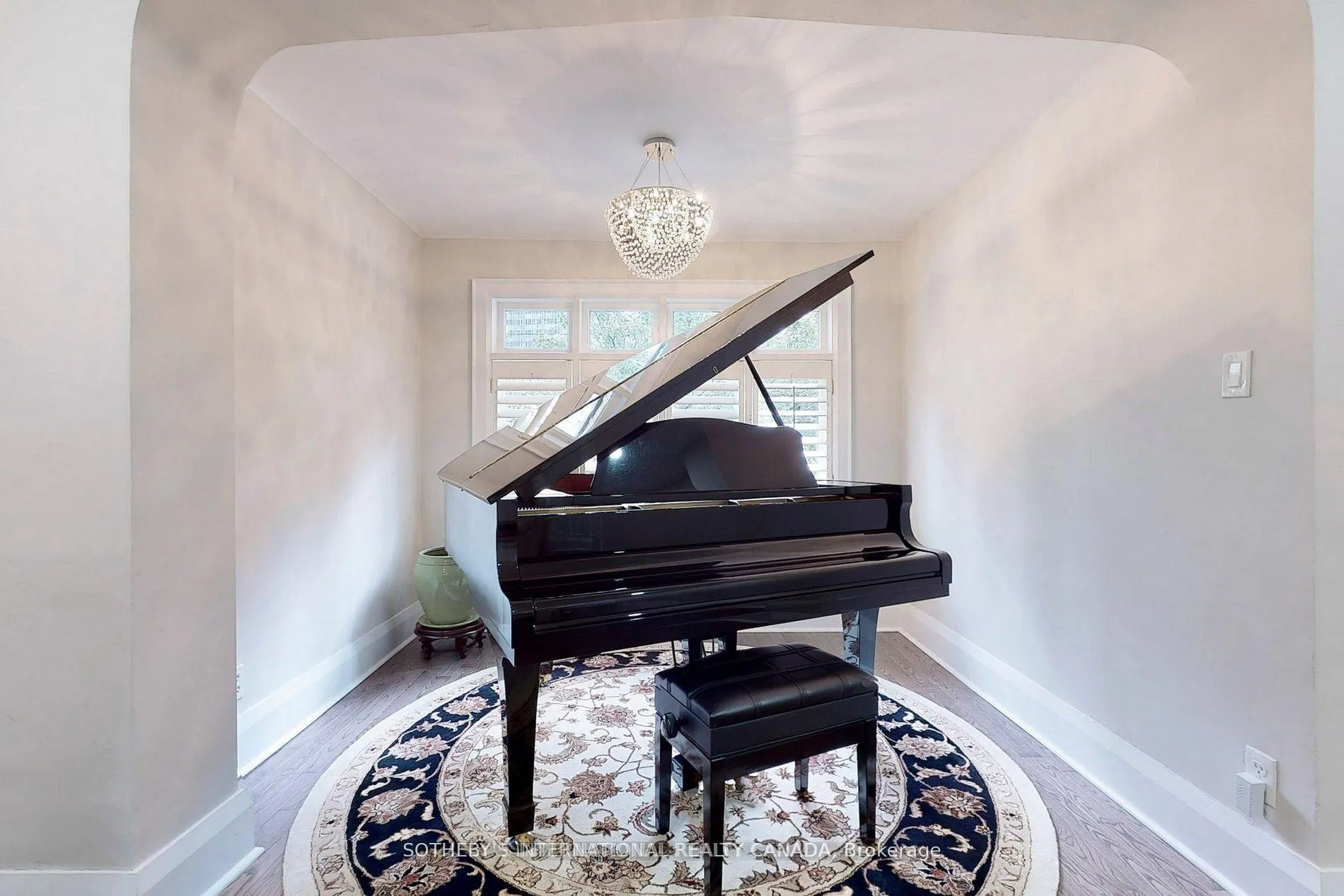 Photo 10 of 182 Duplex Avenue, Toronto, Yonge-Eglinton — HOMEH