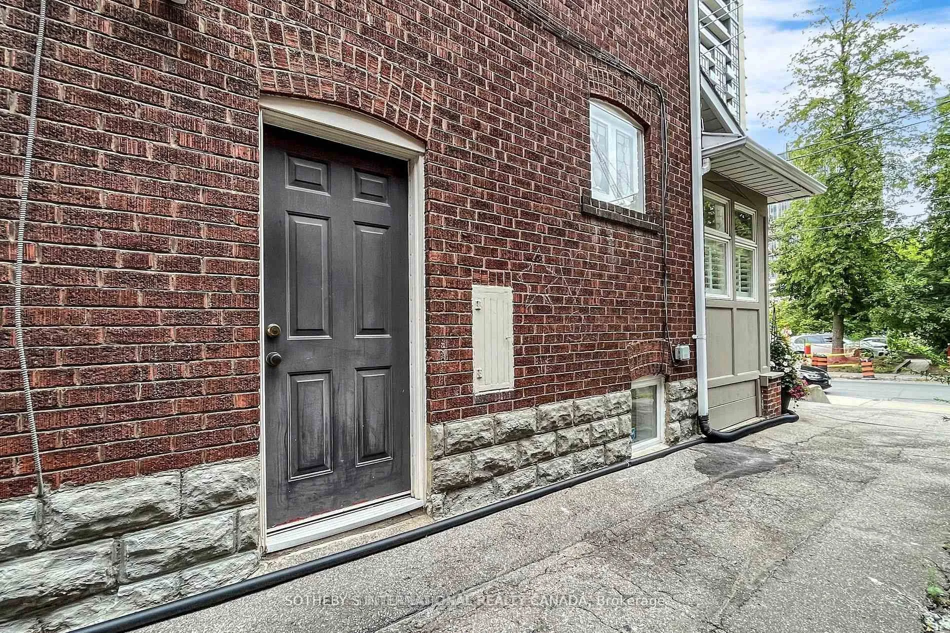 Photo 34 of 182 Duplex Avenue, Toronto, Yonge-Eglinton — HOMEH