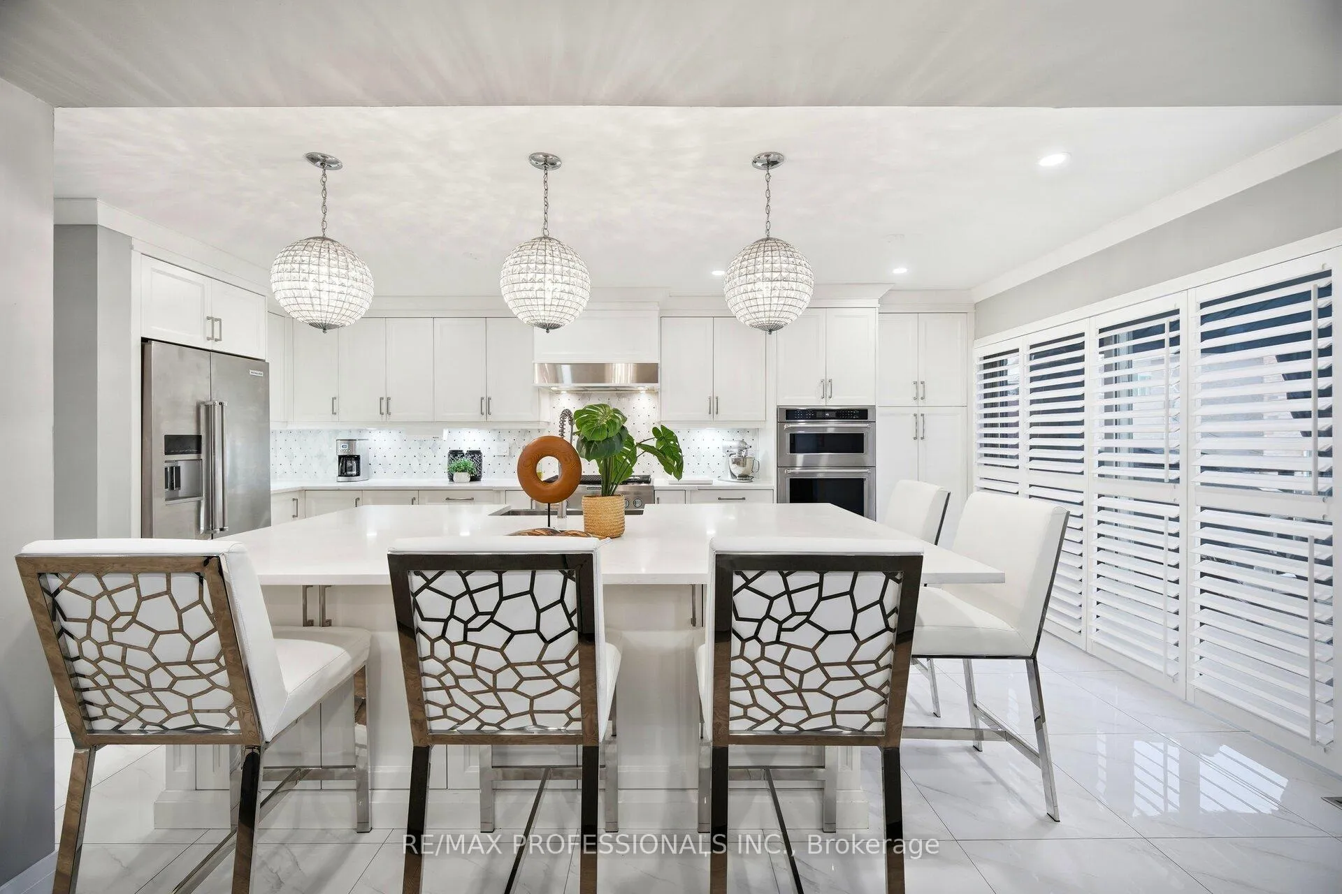Photo 7 of 194 Fandango Drive, Brampton, Credit Valley — HOMEH