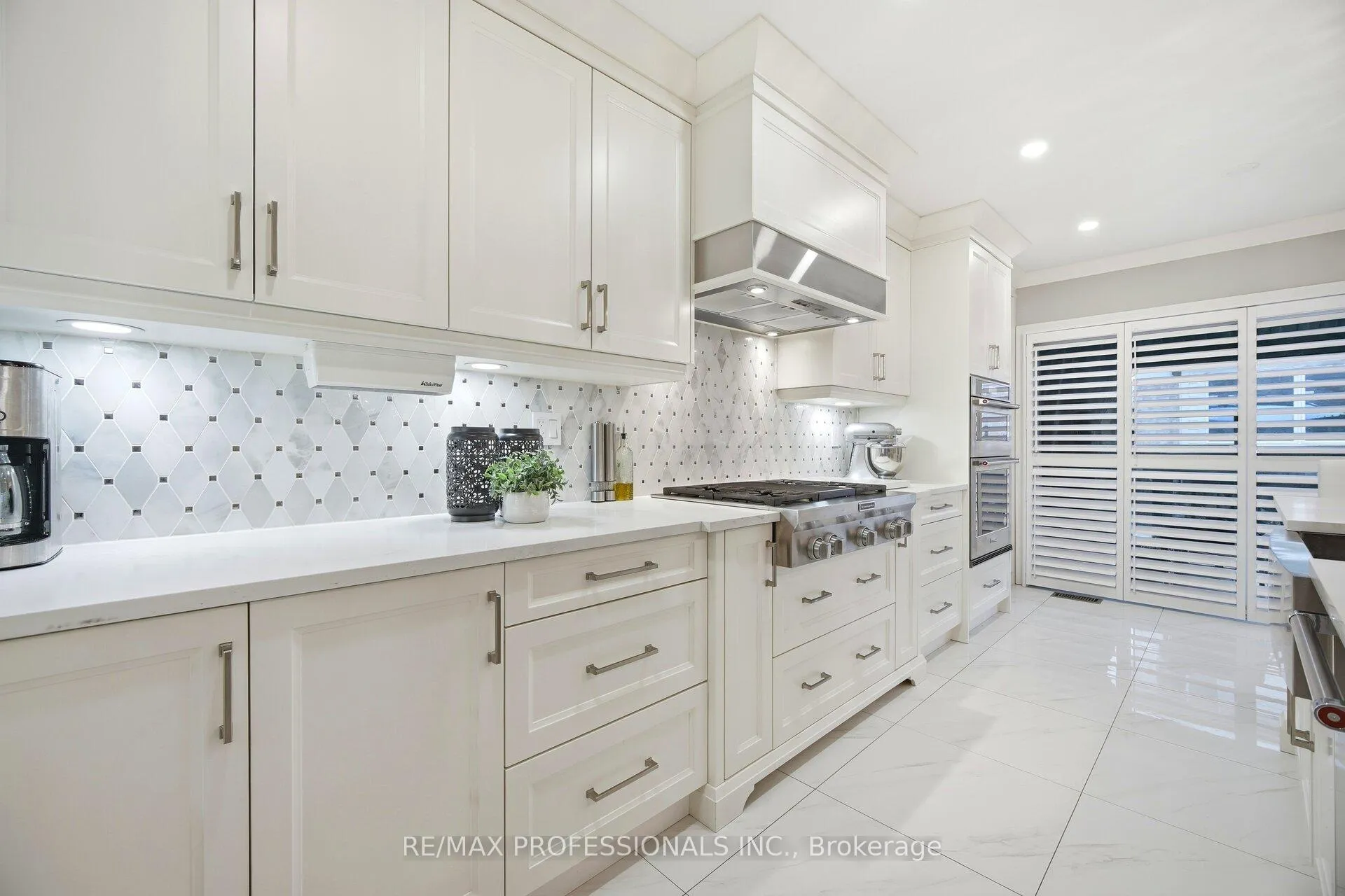 Photo 11 of 194 Fandango Drive, Brampton, Credit Valley — HOMEH