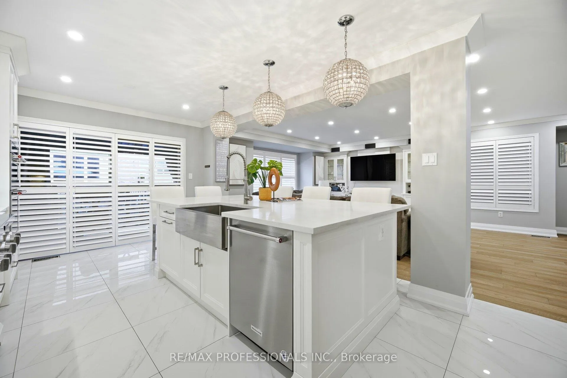 Photo 12 of 194 Fandango Drive, Brampton, Credit Valley — HOMEH