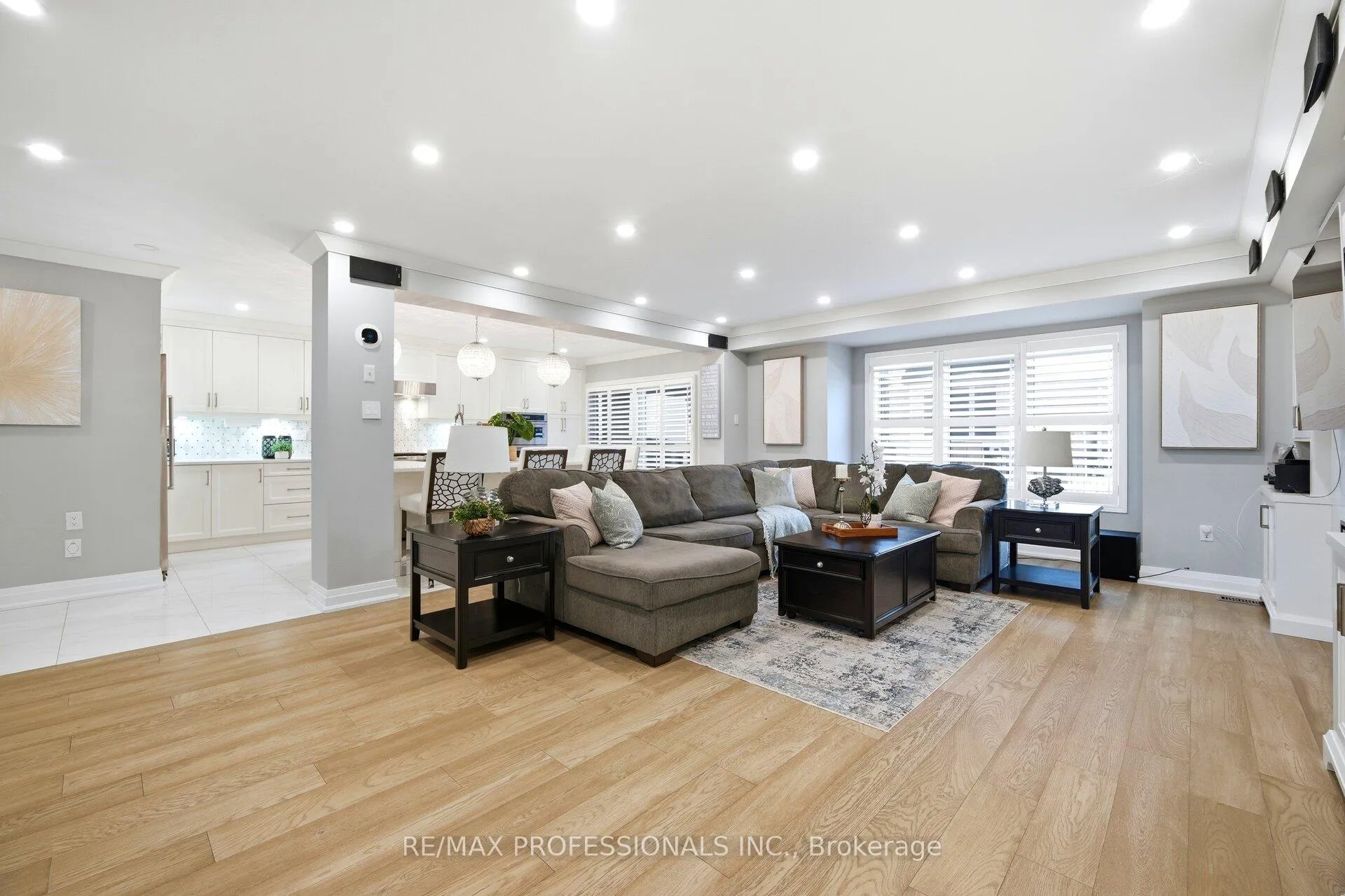 Photo 13 of 194 Fandango Drive, Brampton, Credit Valley — HOMEH