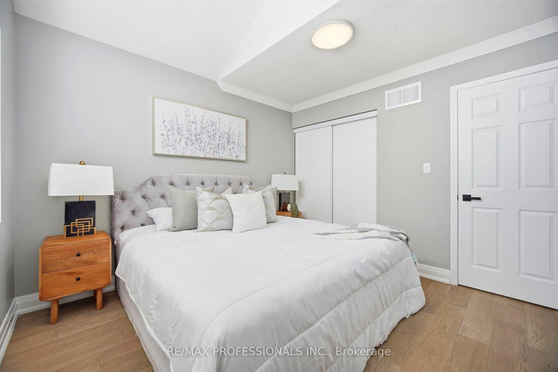 Photo 31 of 194 Fandango Drive, Brampton, Credit Valley — HOMEH