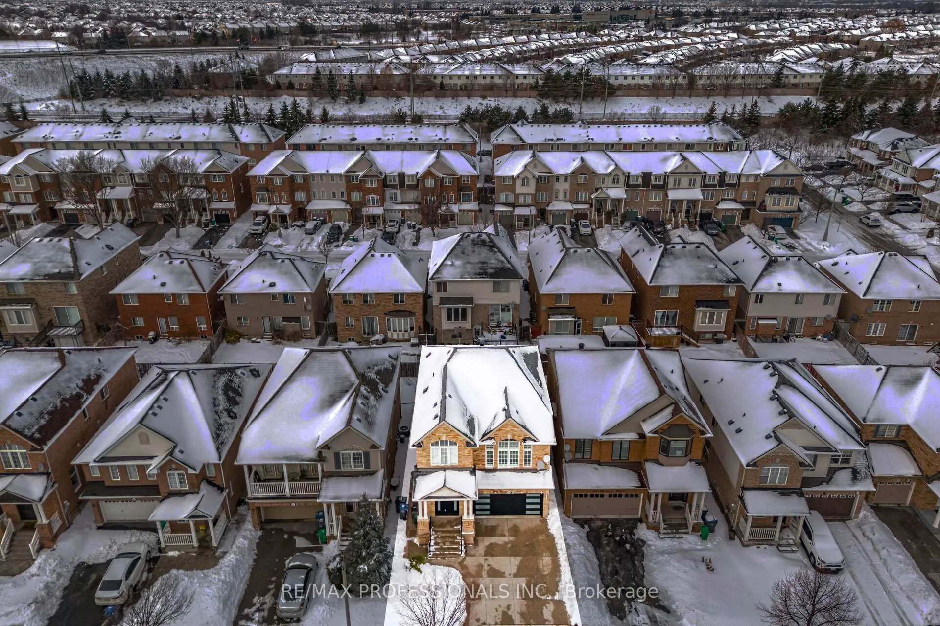 Photo 48 of 194 Fandango Drive, Brampton, Credit Valley — HOMEH