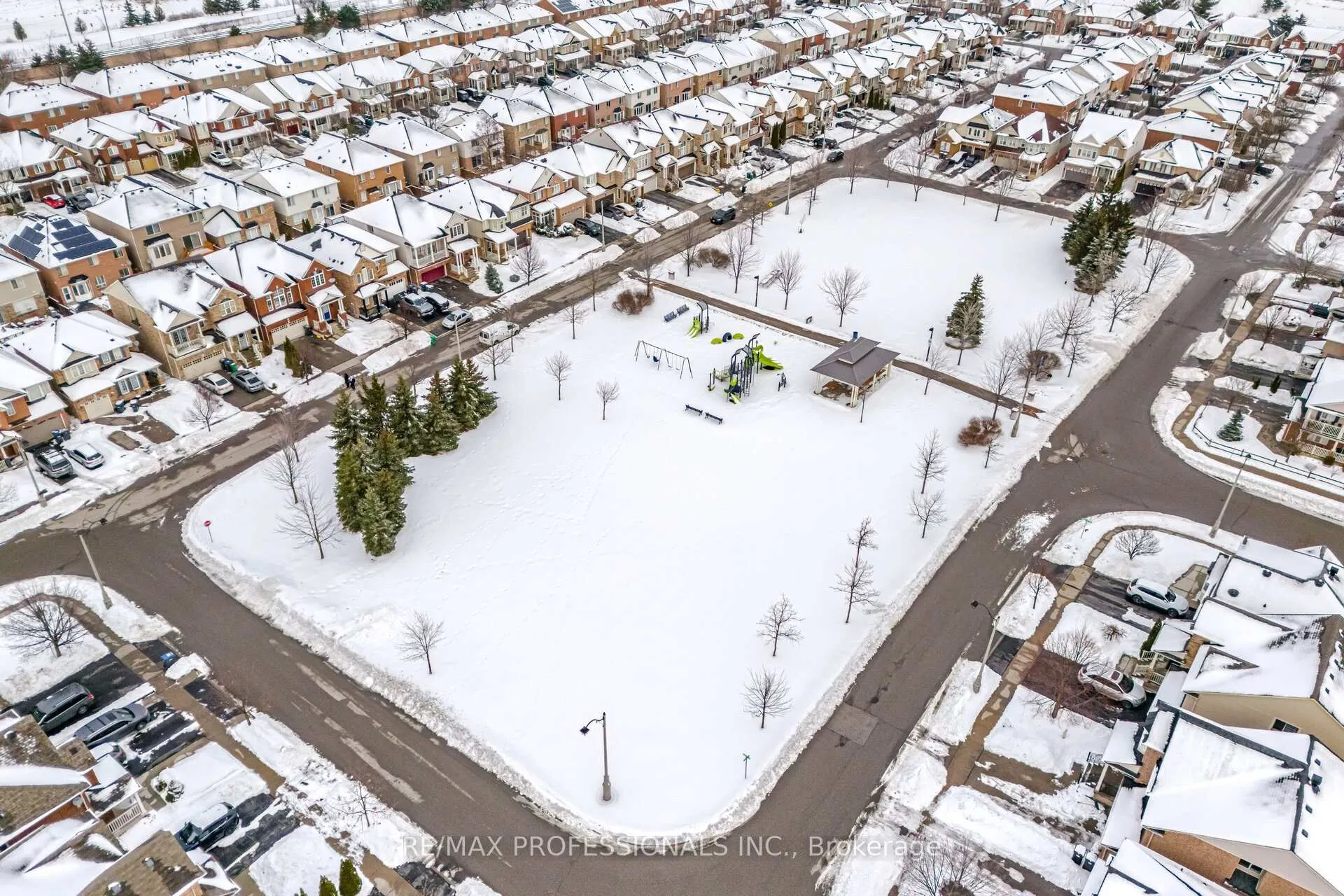 Photo 50 of 194 Fandango Drive, Brampton, Credit Valley — HOMEH