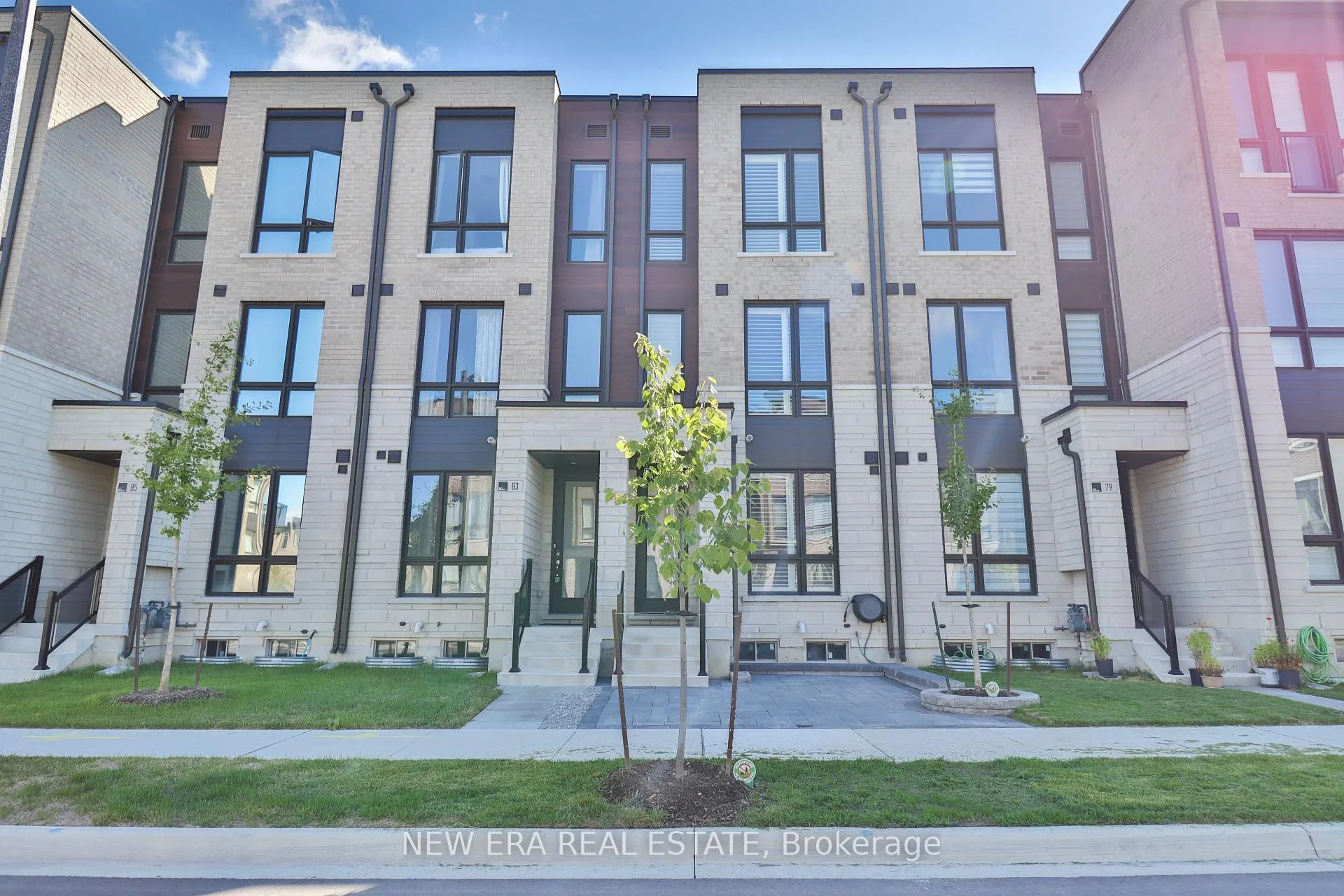 Front of 81 Stauffer Crescent