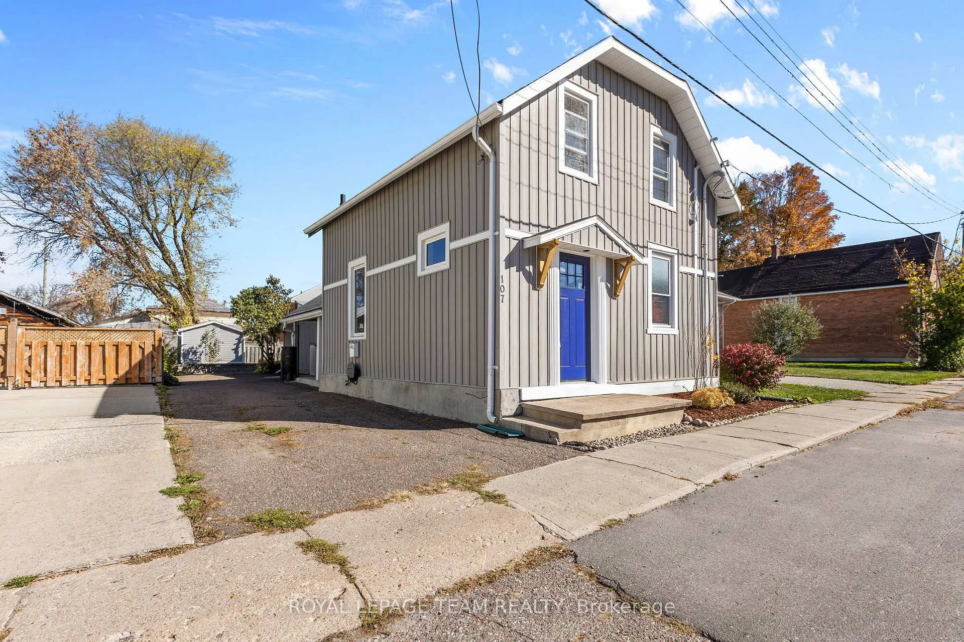 Photo 3 of 107 Queen Street N, Renfrew — HOMEH