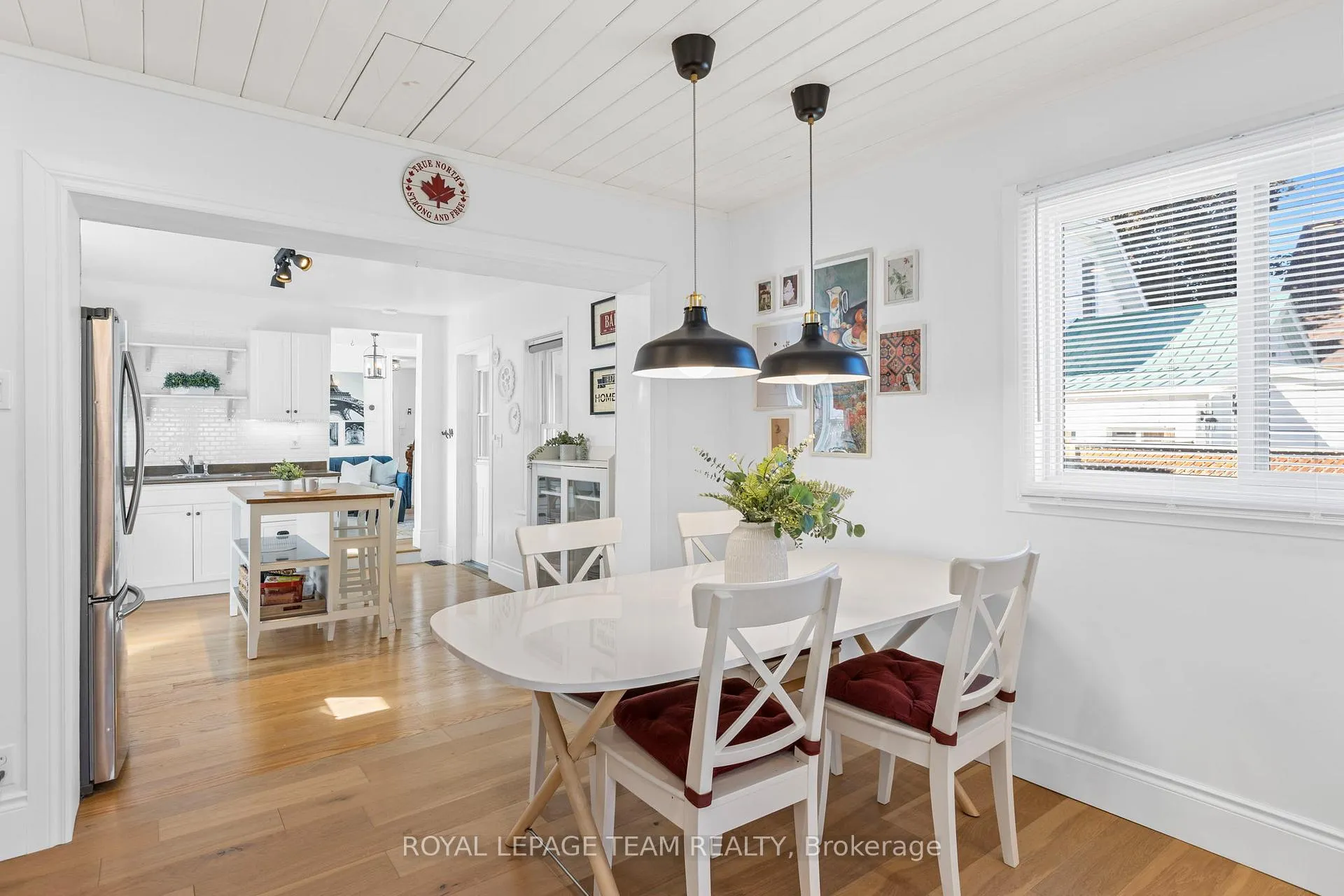 Photo 17 of 107 Queen Street N, Renfrew — HOMEH