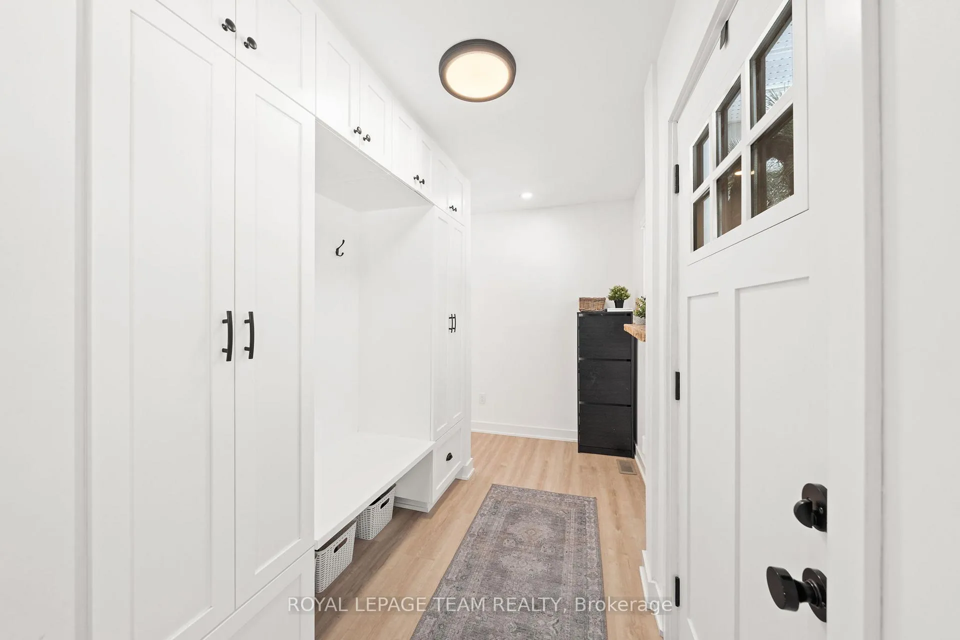 Photo 3 of 5286 Hillcrest Drive, Ottawa, Manotick Long Island & Nicholls Island — HOMEH