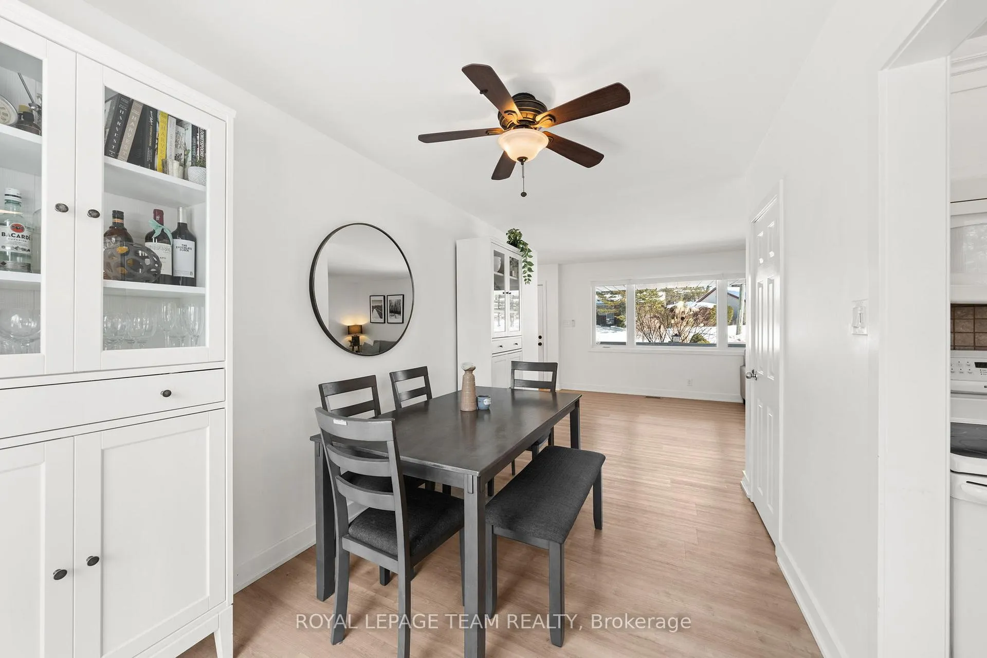 Photo 9 of 5286 Hillcrest Drive, Ottawa, Manotick Long Island & Nicholls Island — HOMEH