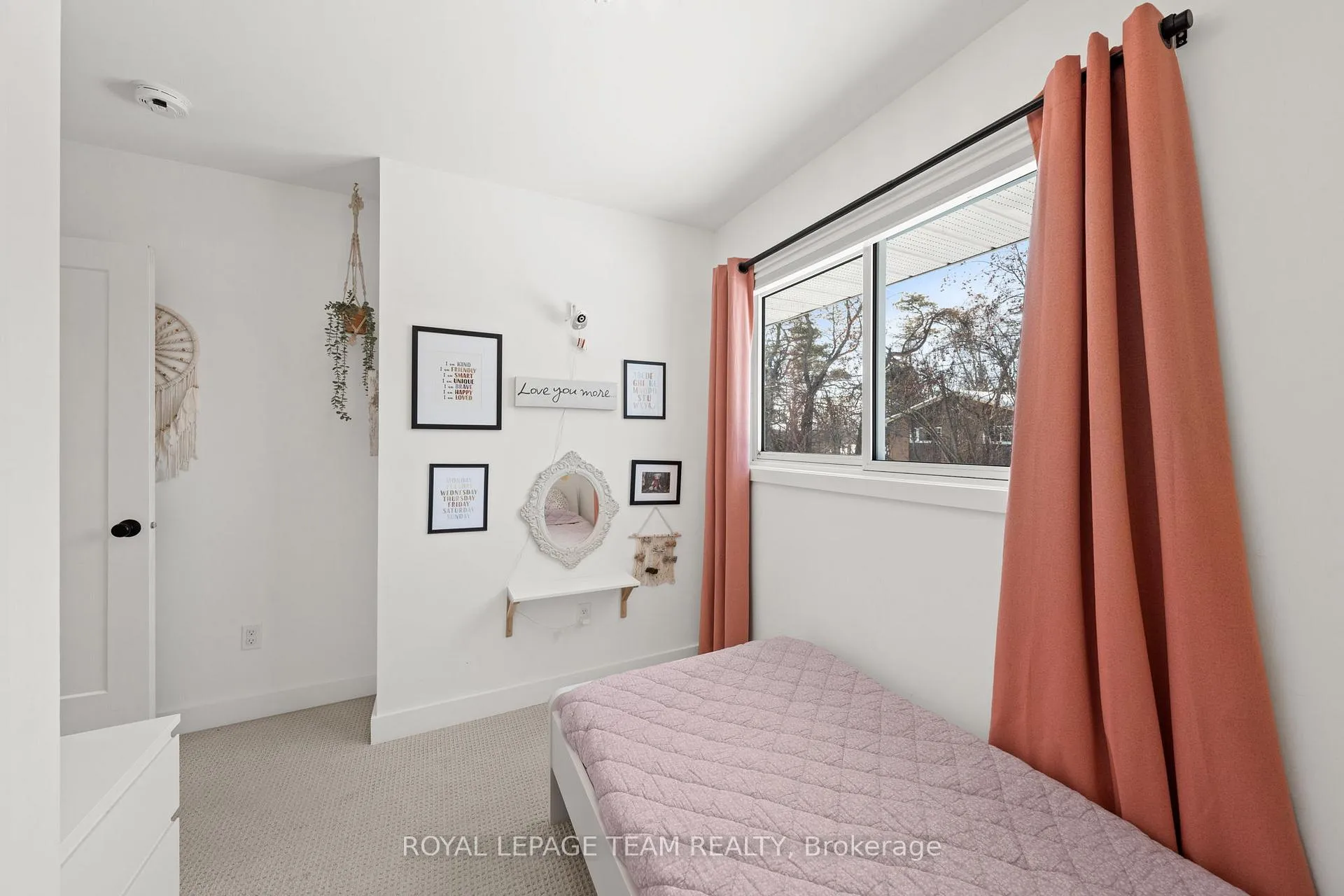 Photo 21 of 5286 Hillcrest Drive, Ottawa, Manotick Long Island & Nicholls Island — HOMEH