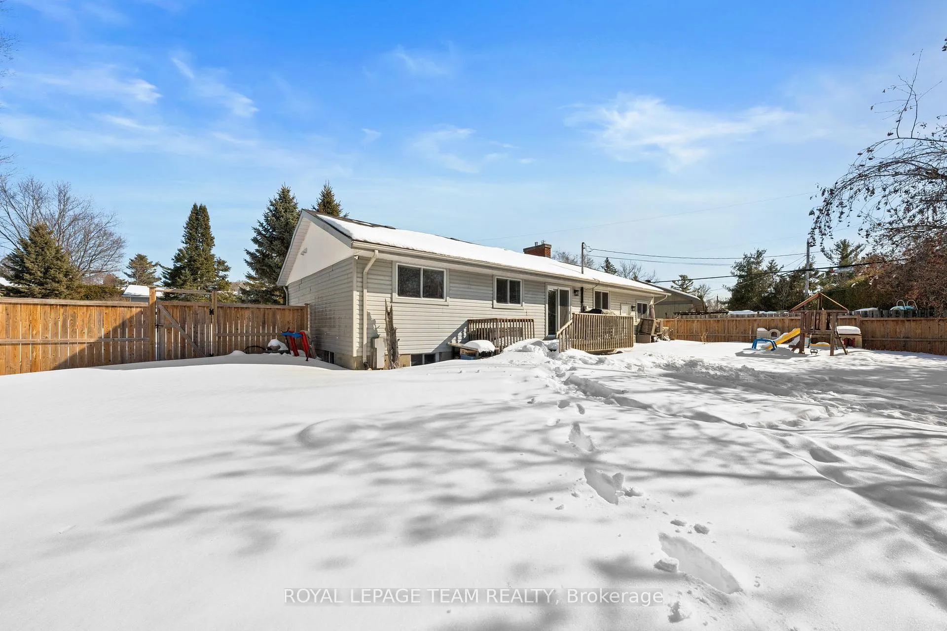 Photo 30 of 5286 Hillcrest Drive, Ottawa, Manotick Long Island & Nicholls Island — HOMEH