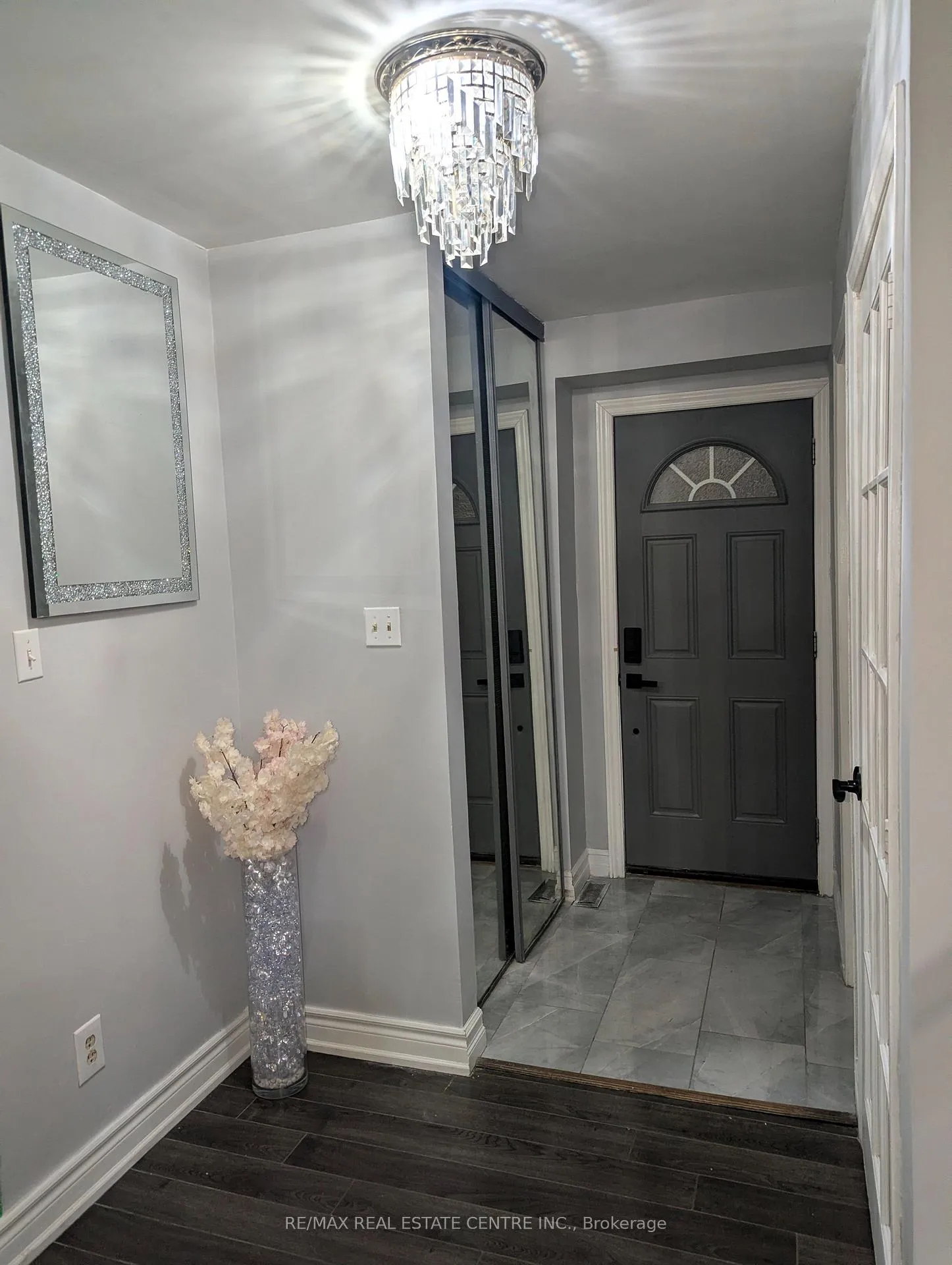 Photo 2 of 130 Wright Crescent, Ajax, Central — HOMEH