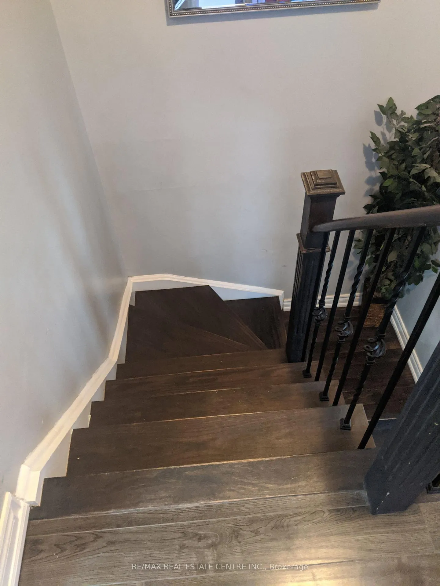 Photo 10 of 130 Wright Crescent, Ajax, Central — HOMEH