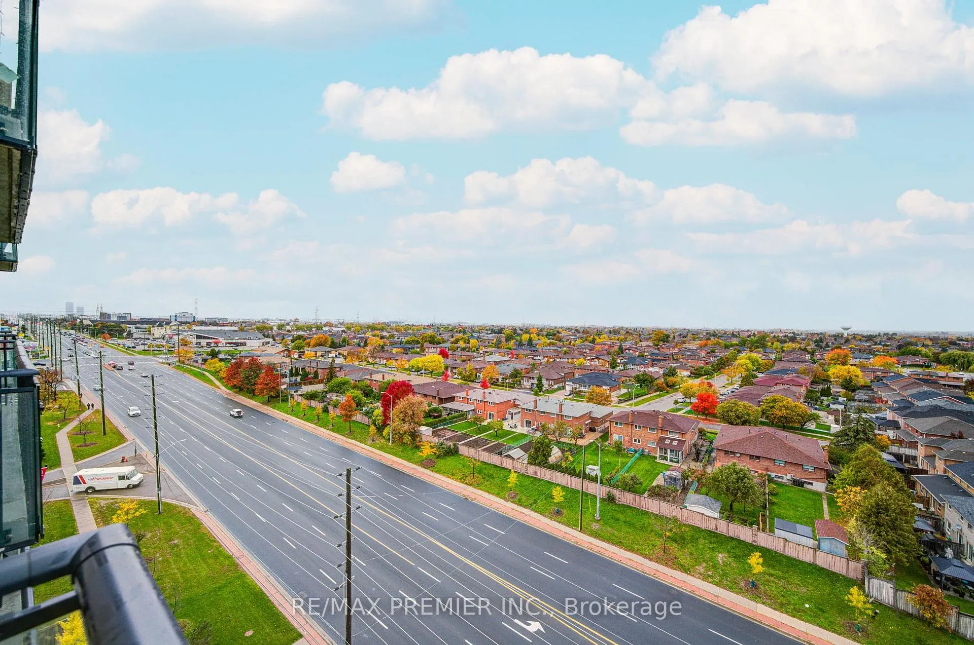 Photo 27 of Unit 919, 12 Woodstream Boulevard, Vaughan, Vaughan Grove — HOMEH