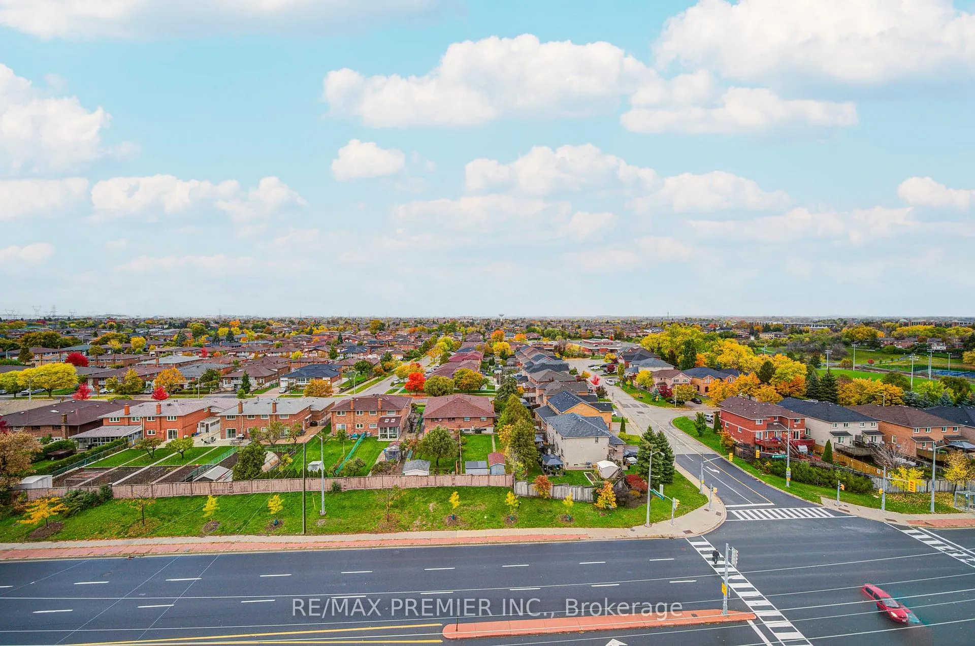 Photo 28 of Unit 919, 12 Woodstream Boulevard, Vaughan, Vaughan Grove — HOMEH
