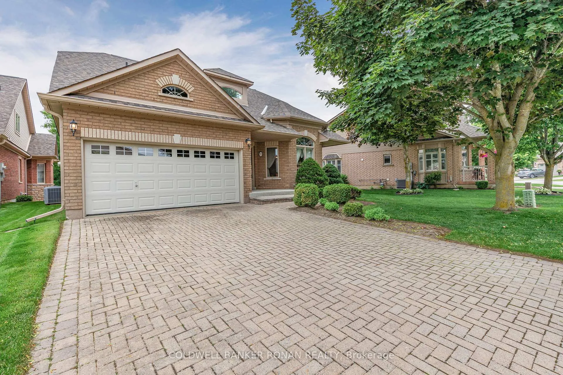 Photo 3 of 39 Bella Vista Trail, New Tecumseth, Alliston — HOMEH