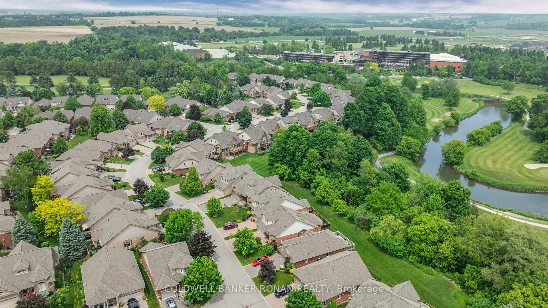Photo 49 of 39 Bella Vista Trail, New Tecumseth, Alliston — HOMEH