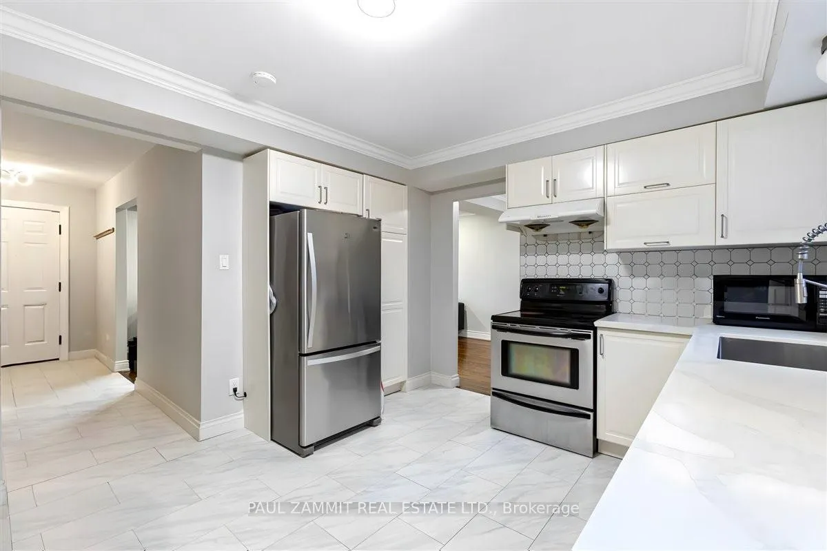 Photo 8 of 148 Doncaster Avenue, Markham, Grandview — HOMEH