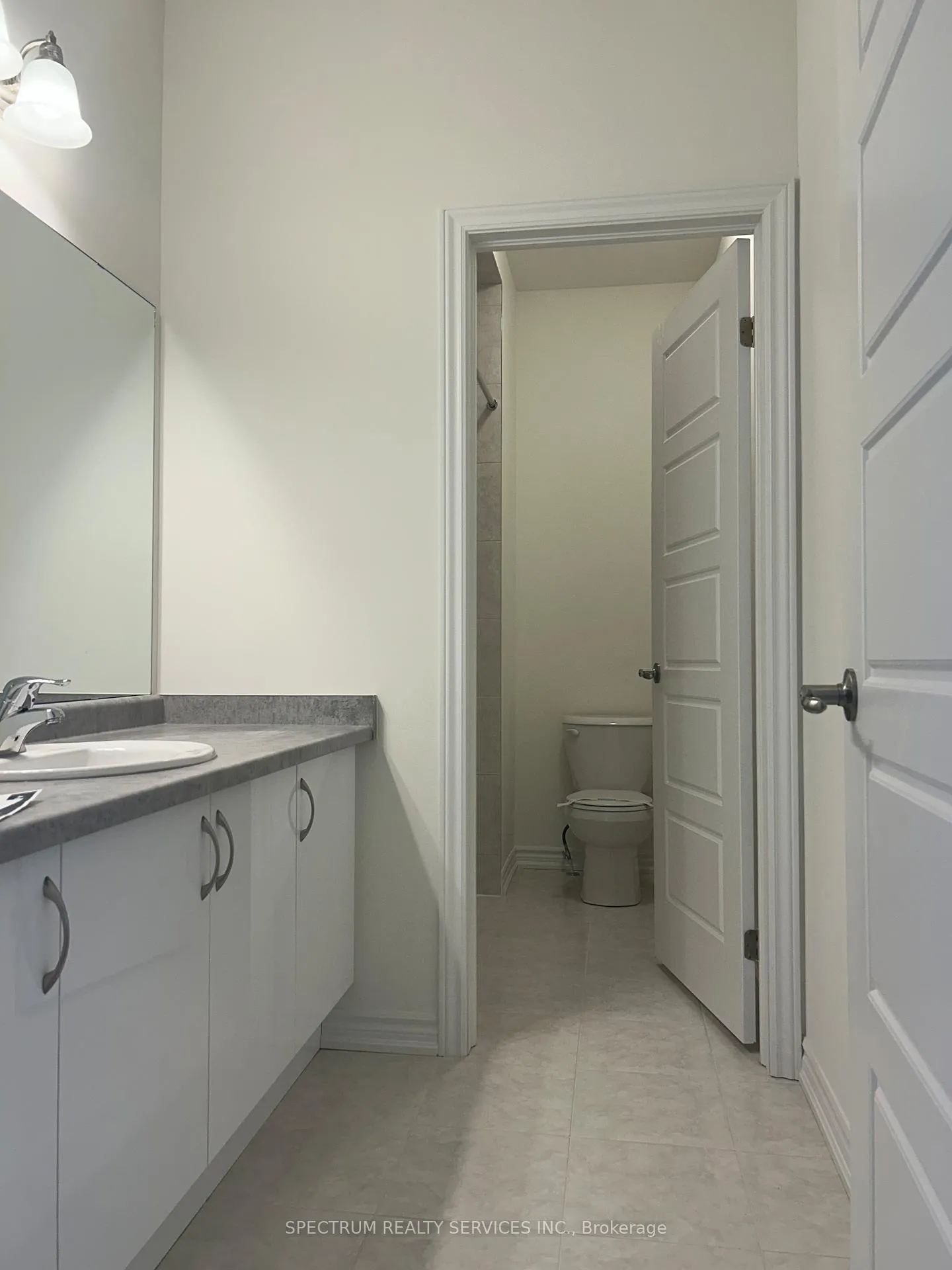 Photo 11 of 276 Pottruff Road, Brantford — HOMEH