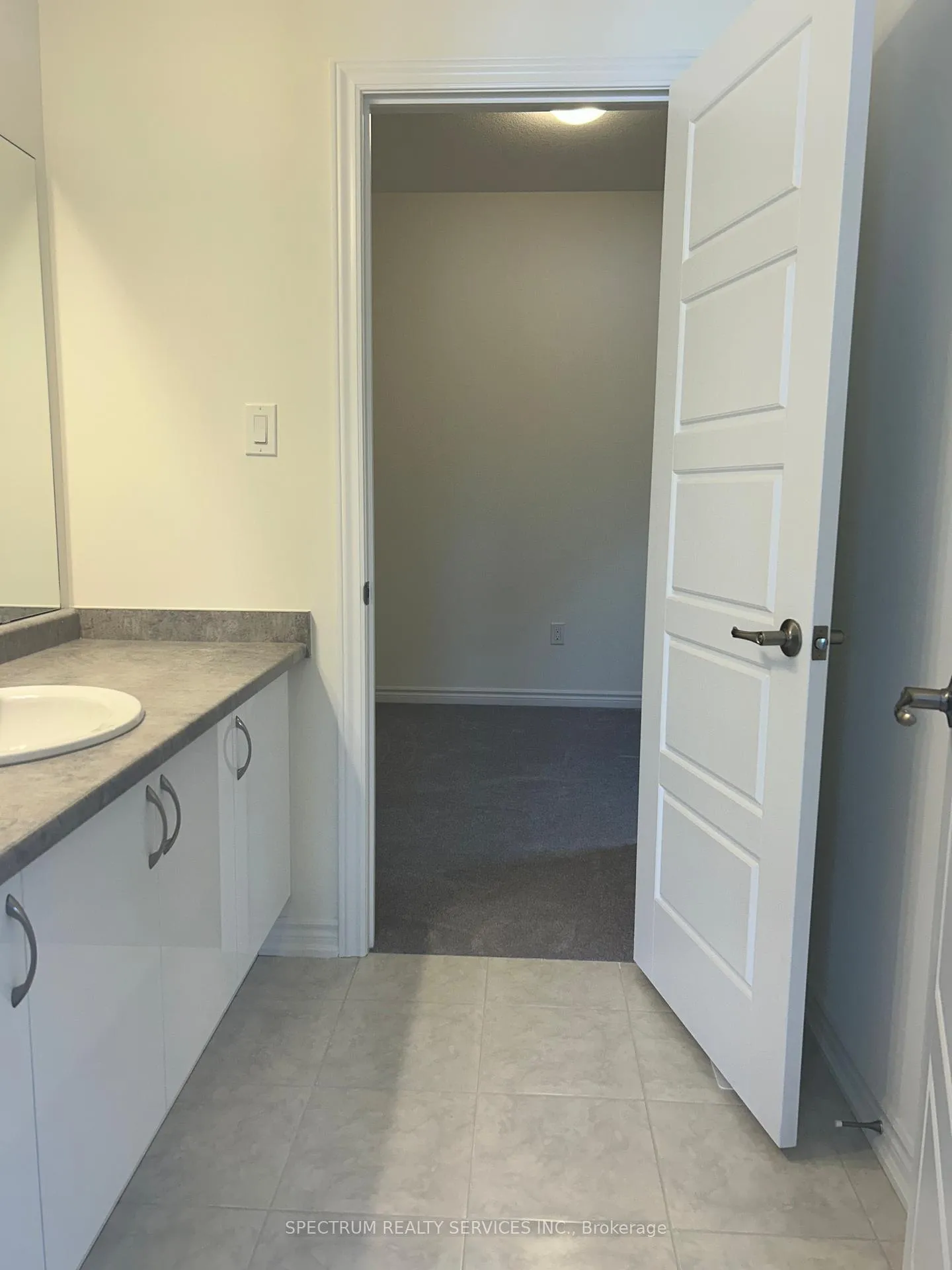 Photo 13 of 276 Pottruff Road, Brantford — HOMEH