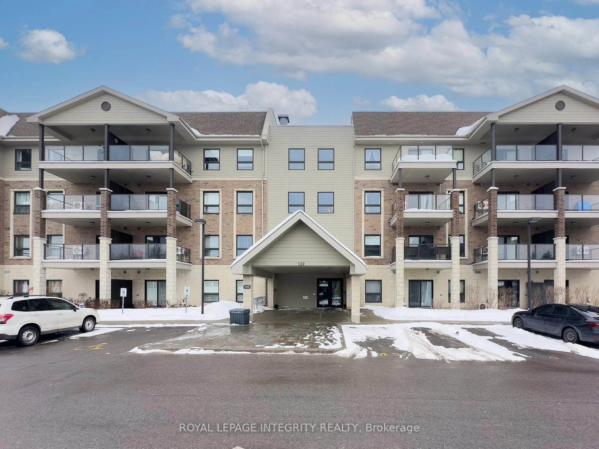 Front of Unit 412, 120 Prestige Circle