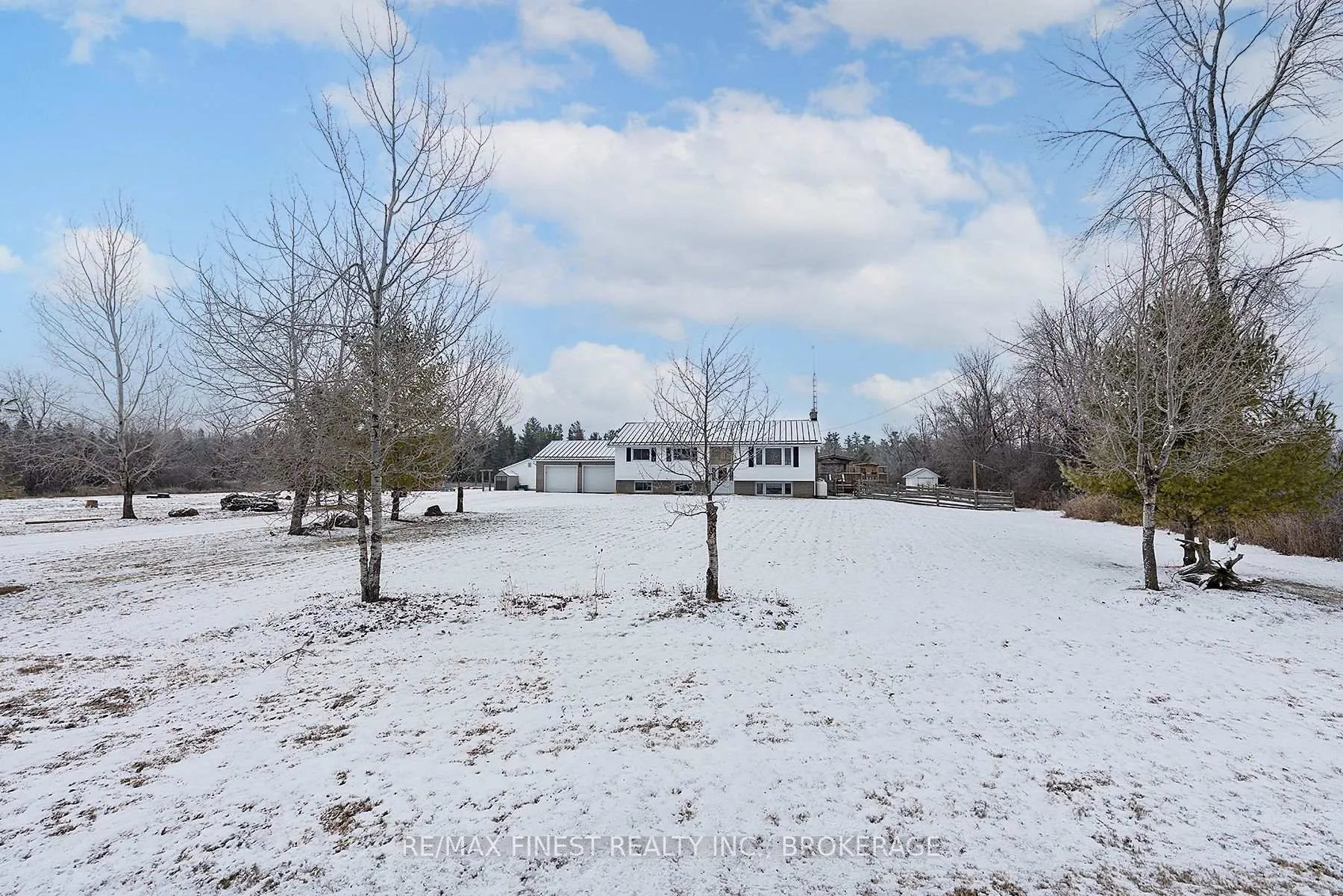Photo 2 of 2060 Westbrook Road, Kingston, City North of 401 — HOMEH