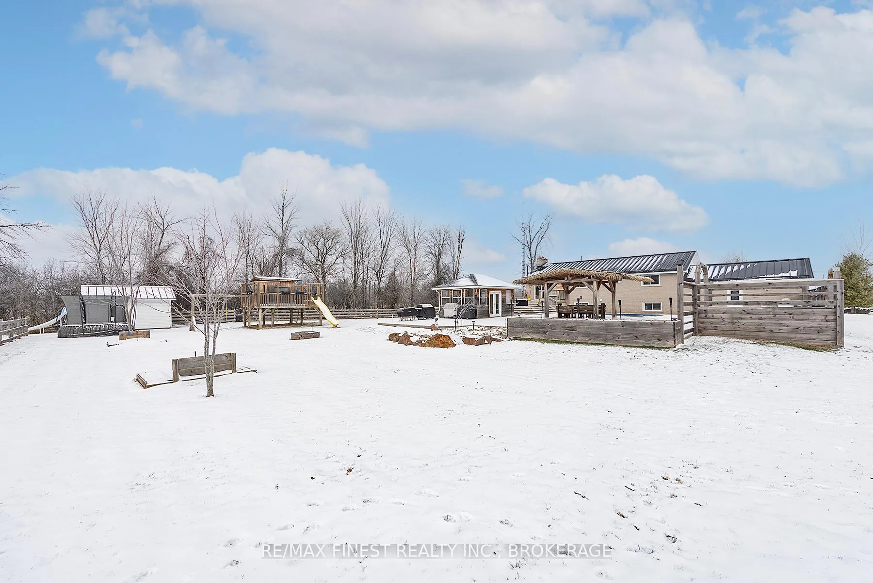 Photo 7 of 2060 Westbrook Road, Kingston, City North of 401 — HOMEH