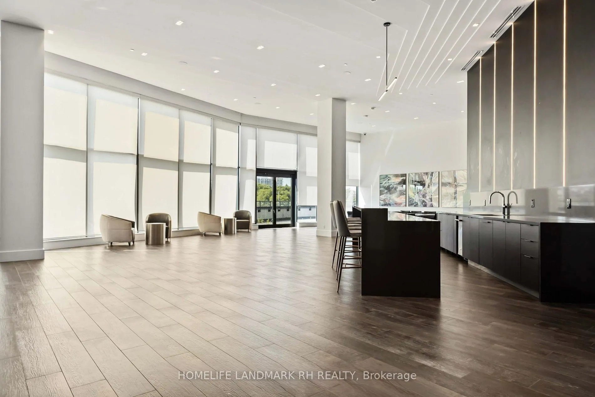 Photo 13 of Unit 1903, 38 Water Walk Drive, Markham, Unionville — HOMEH