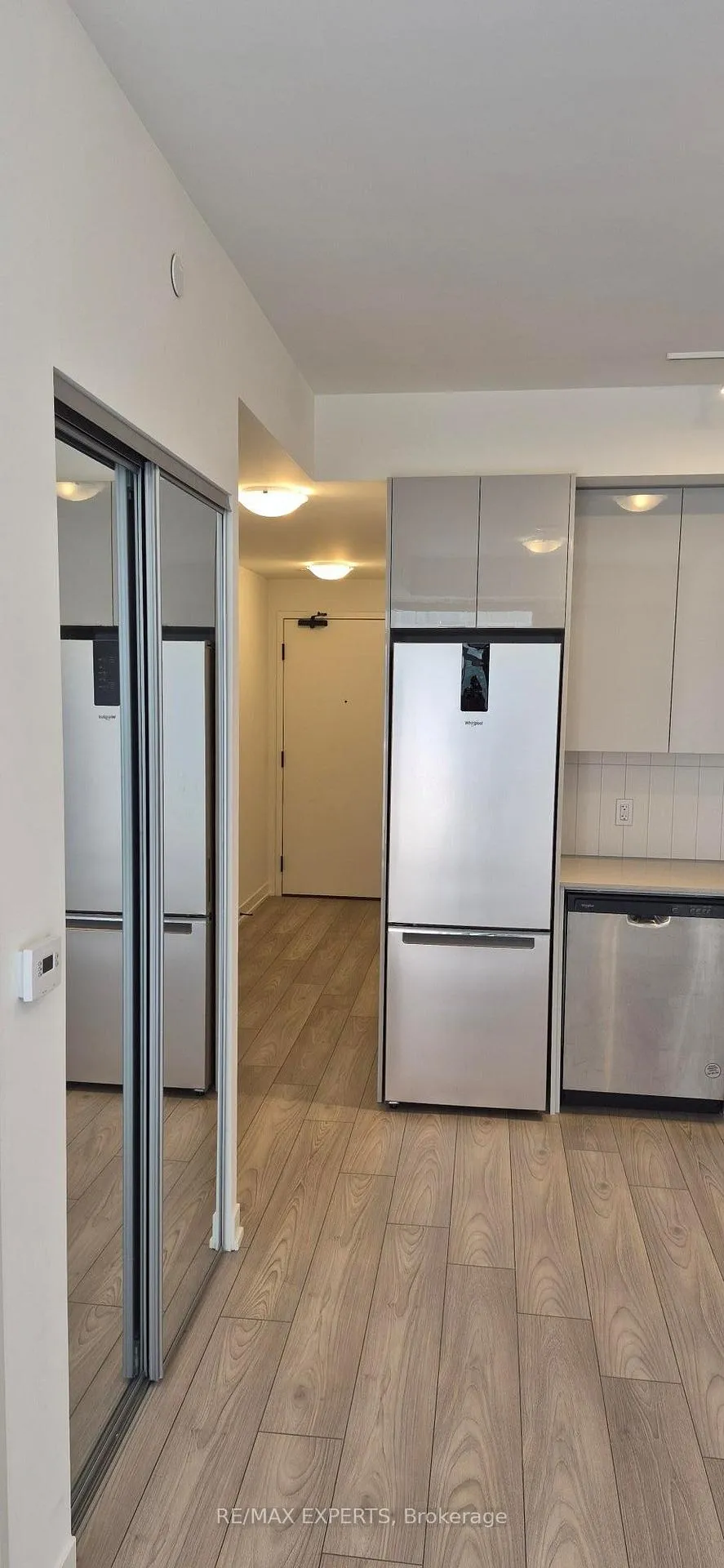 Photo 4 of Unit 1101, 474 Caldari Road, Vaughan, Concord — HOMEH