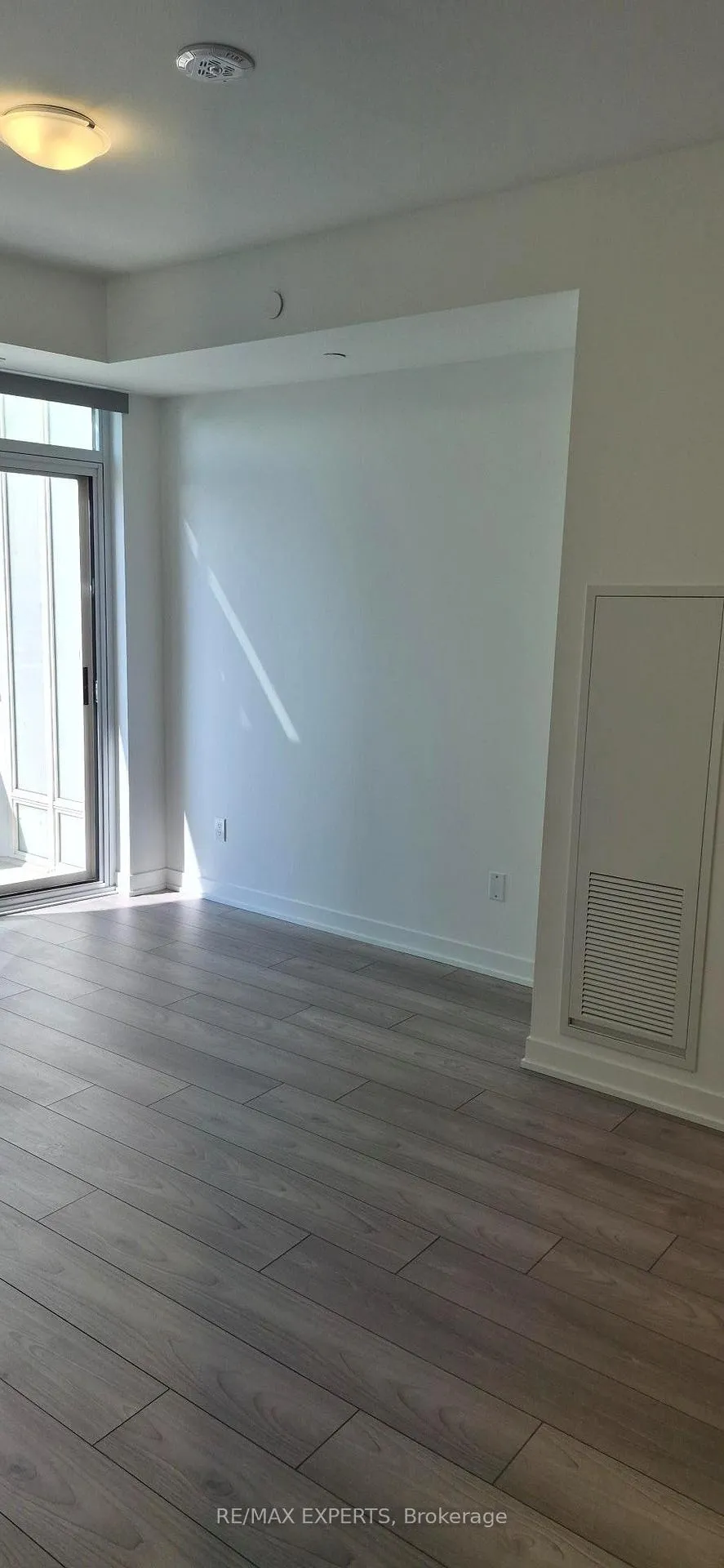 Photo 6 of Unit 1101, 474 Caldari Road, Vaughan, Concord — HOMEH