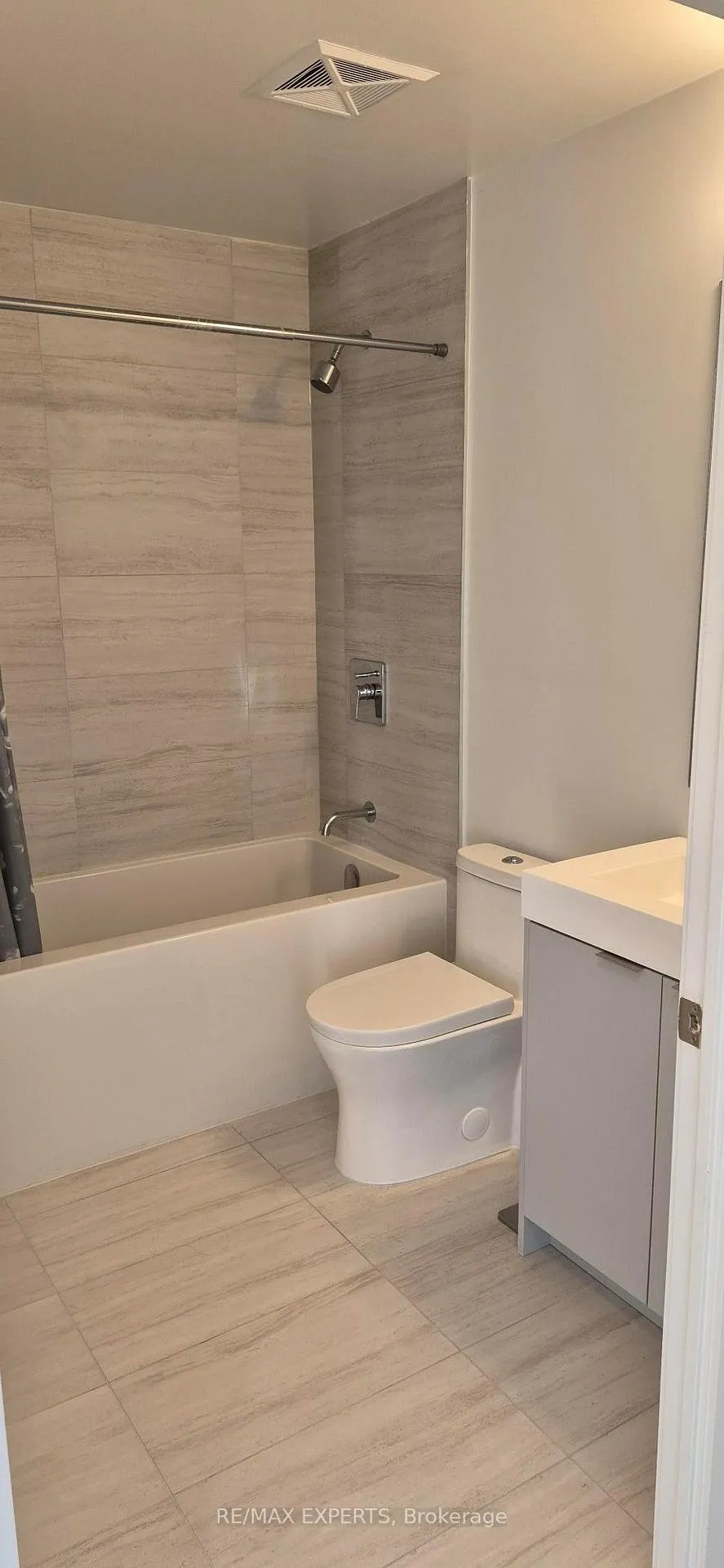 Photo 10 of Unit 1101, 474 Caldari Road, Vaughan, Concord — HOMEH