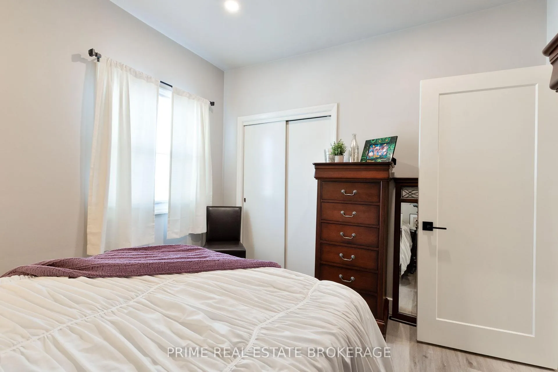Photo 17 of 95 Elgin Street, St. Thomas — HOMEH