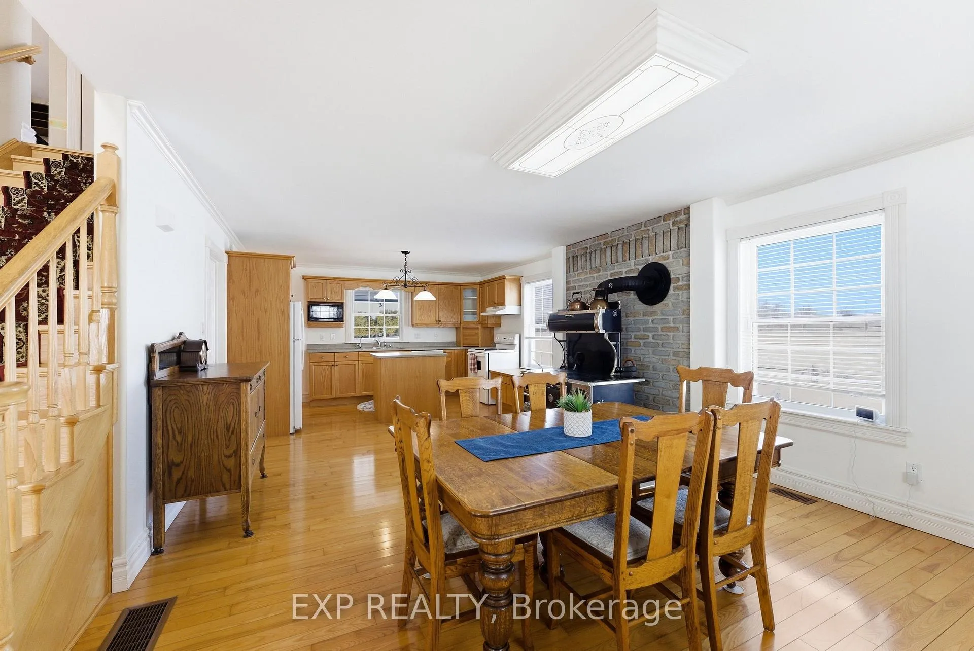 Photo 5 of 53 Rockies Road, Tweed, Elzevir (Twp) — HOMEH