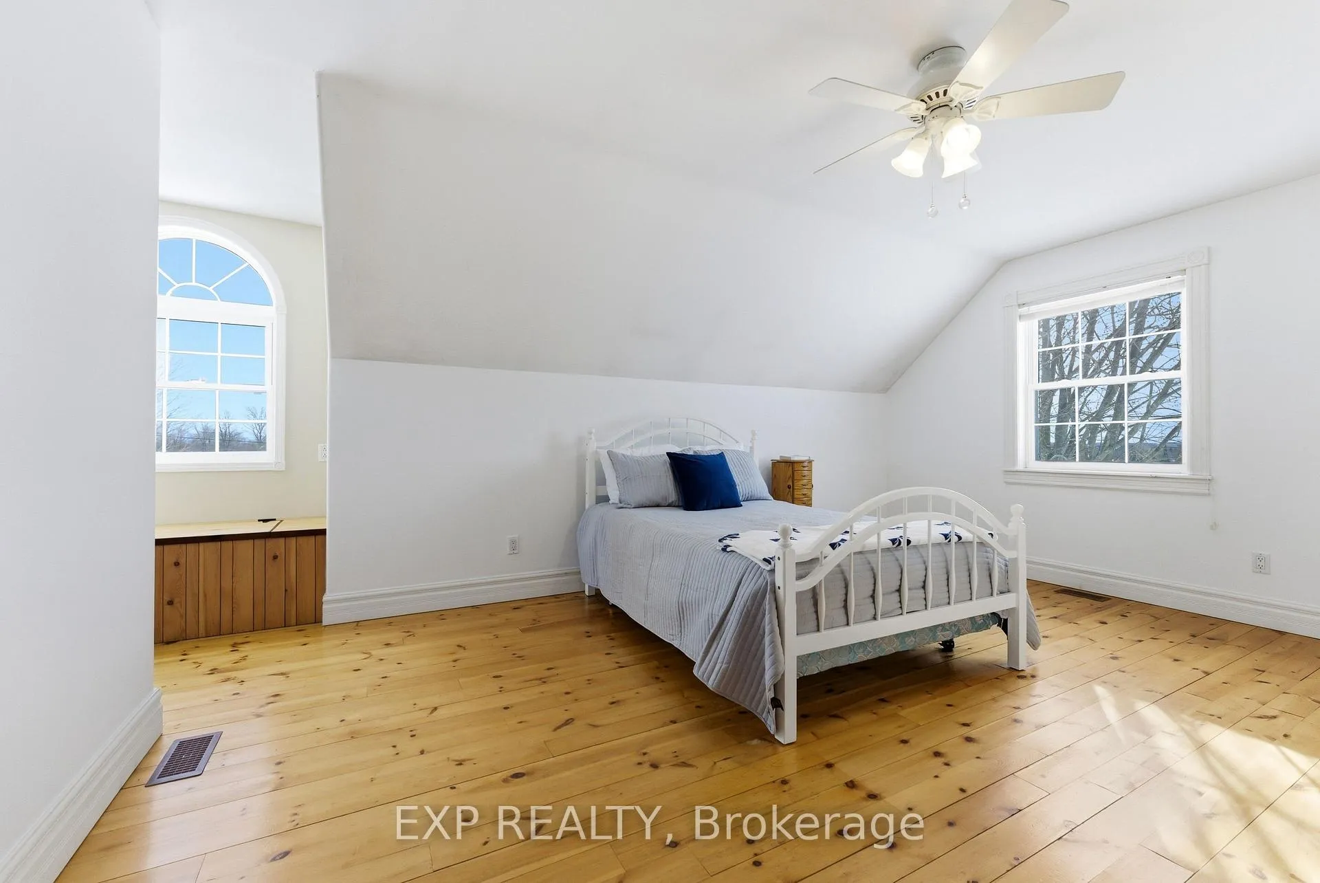 Photo 17 of 53 Rockies Road, Tweed, Elzevir (Twp) — HOMEH